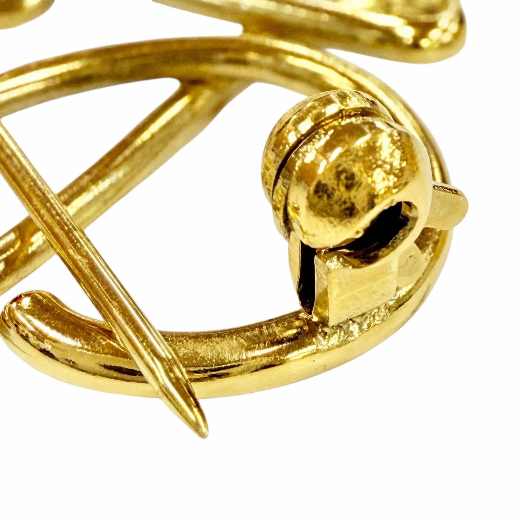 Anagram Brooch Gold - Image 5