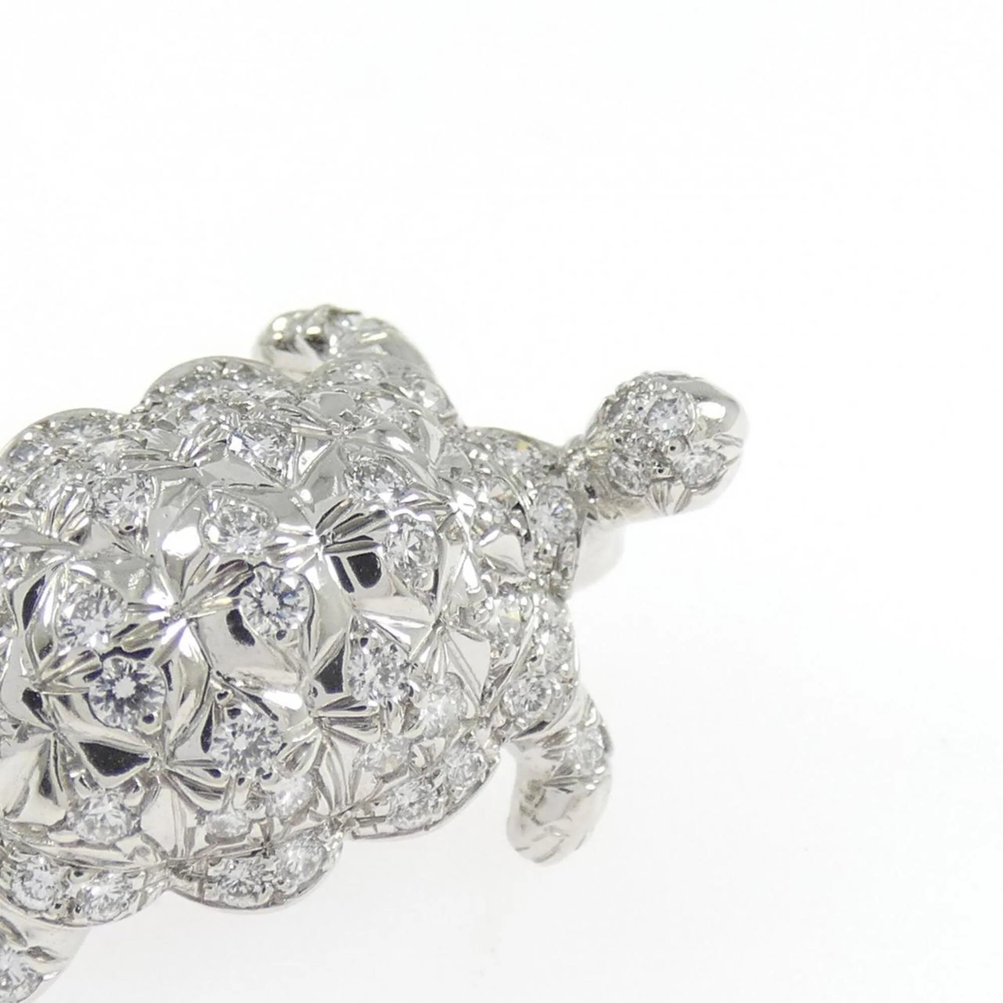 Mini Turtle Brooch Platinum - Image 2