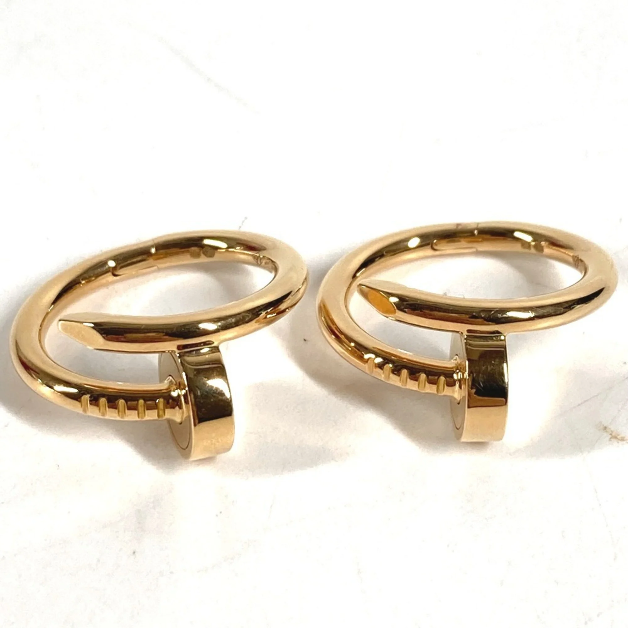 Juste un Clou Cufflinks 18K Yellow Gold Bracelet - Image 2