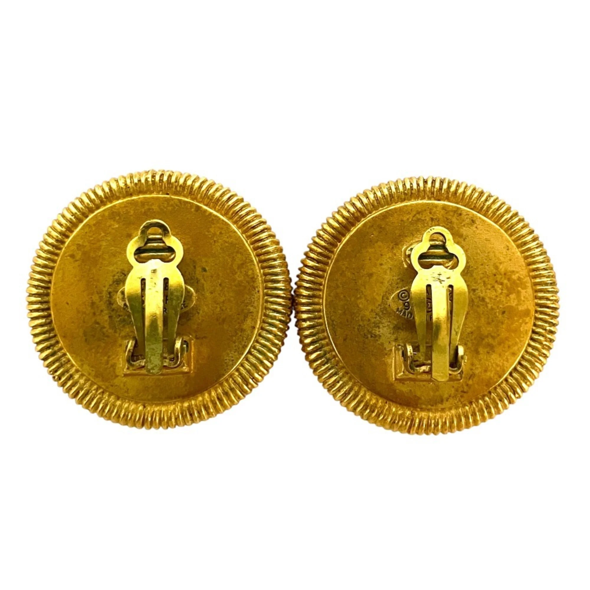 CC Logo Circle Clip-On Earrings Gold-Tone Metal - Image 2