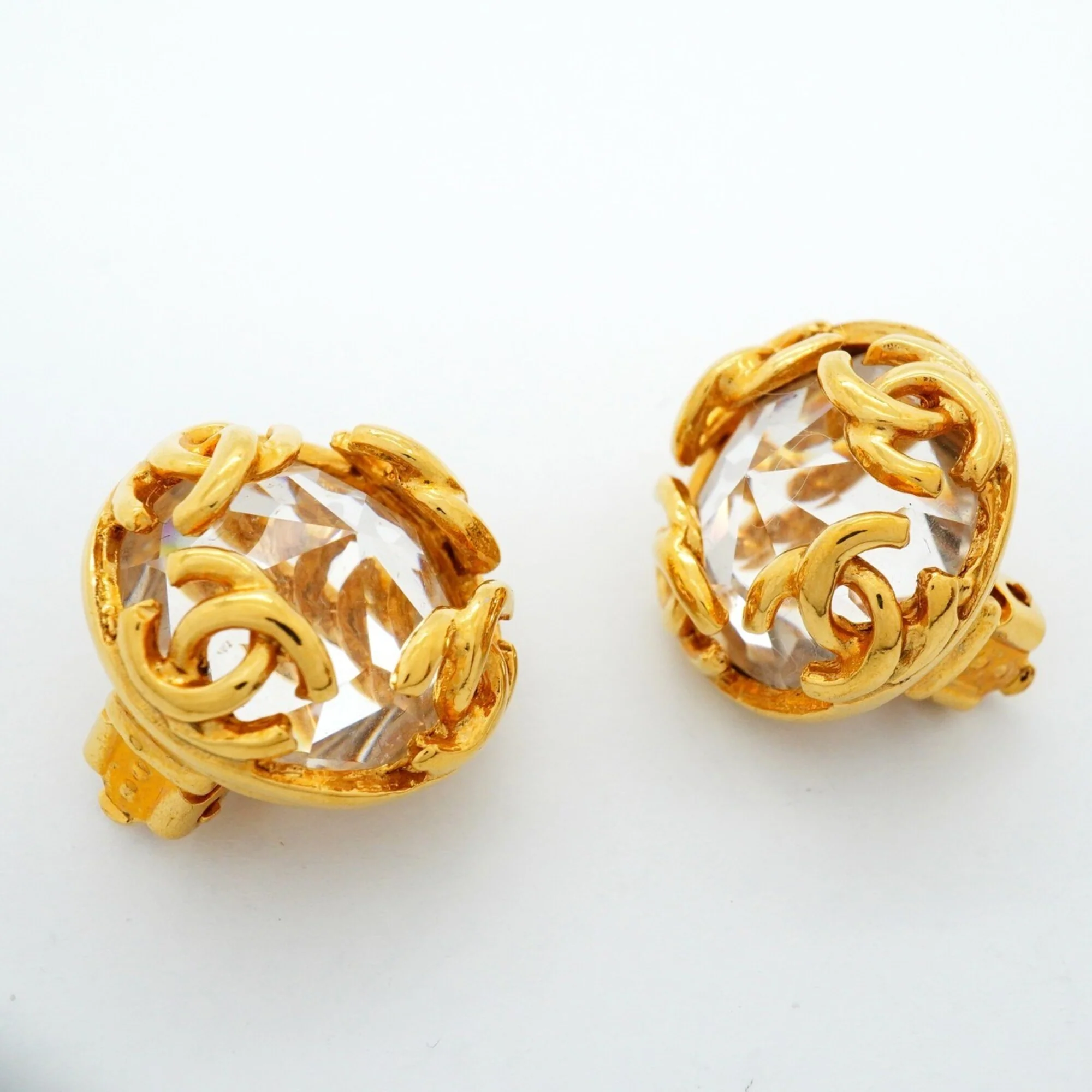 CC Logo Circle Clip-On Earrings Metal - Image 2