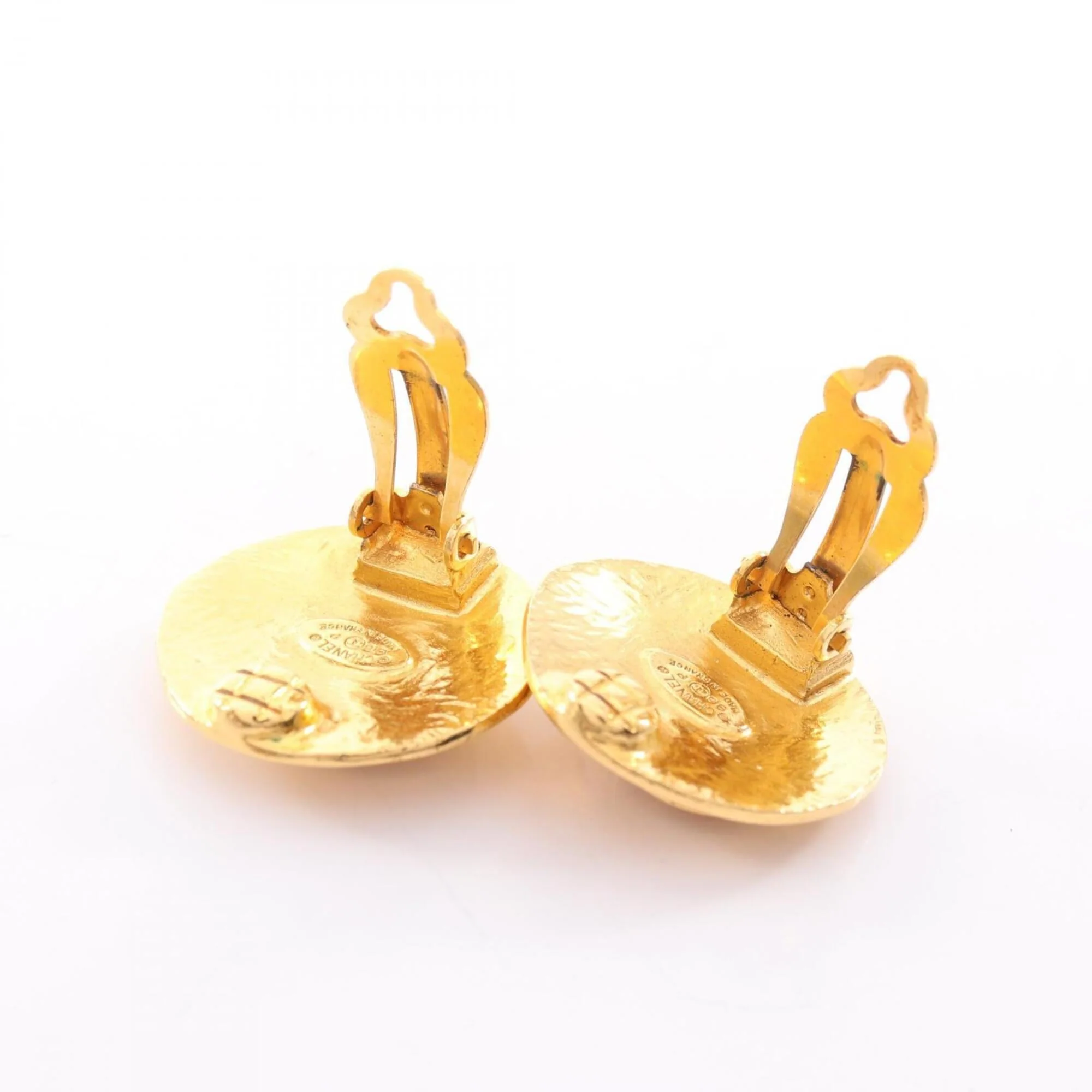 CC Logo Circle Clip-On Earrings Metal Gold-Tone Metal - Image 5