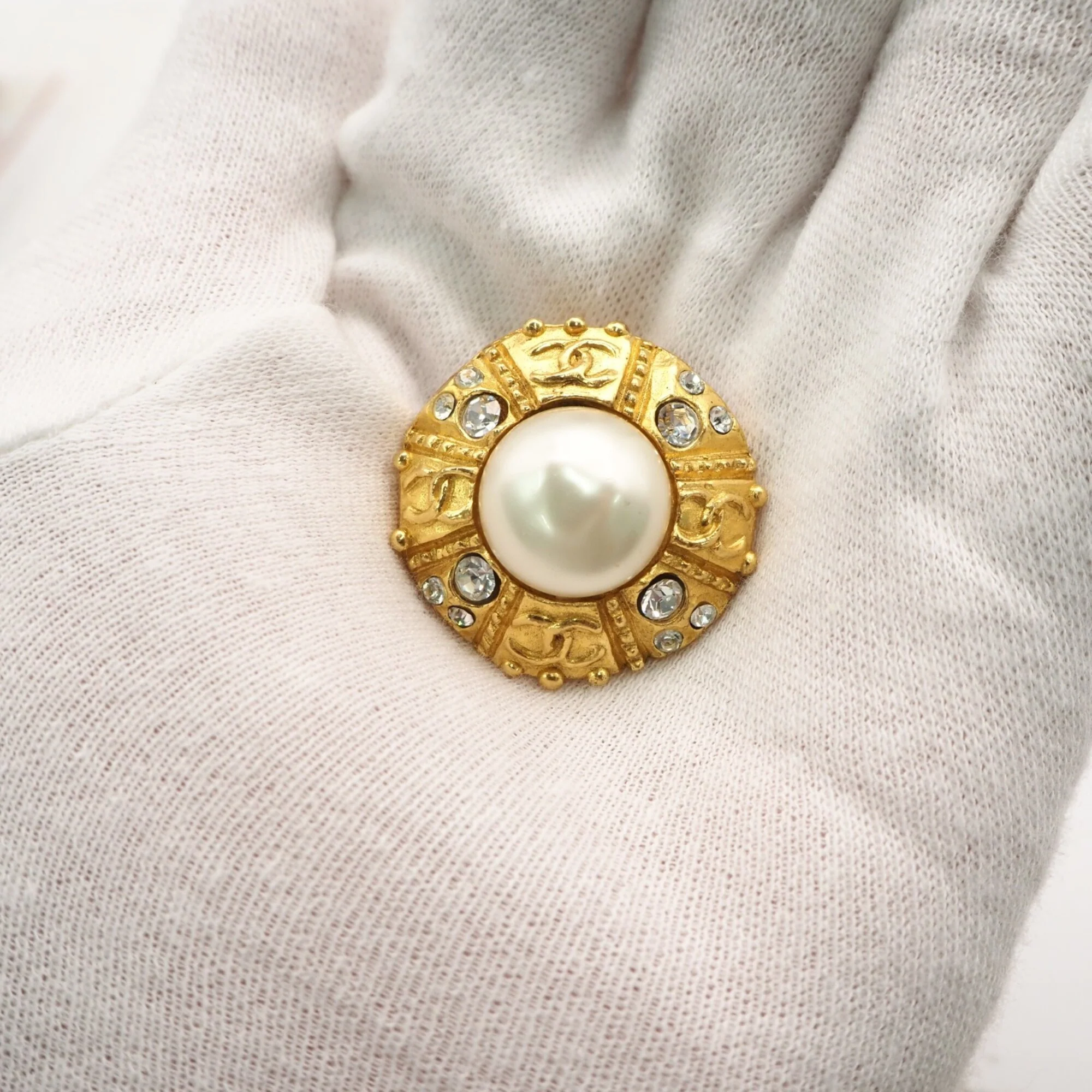 CC Logo Clip-On Earrings Gold-Tone Metal Gold-Tone Metal - Image 2