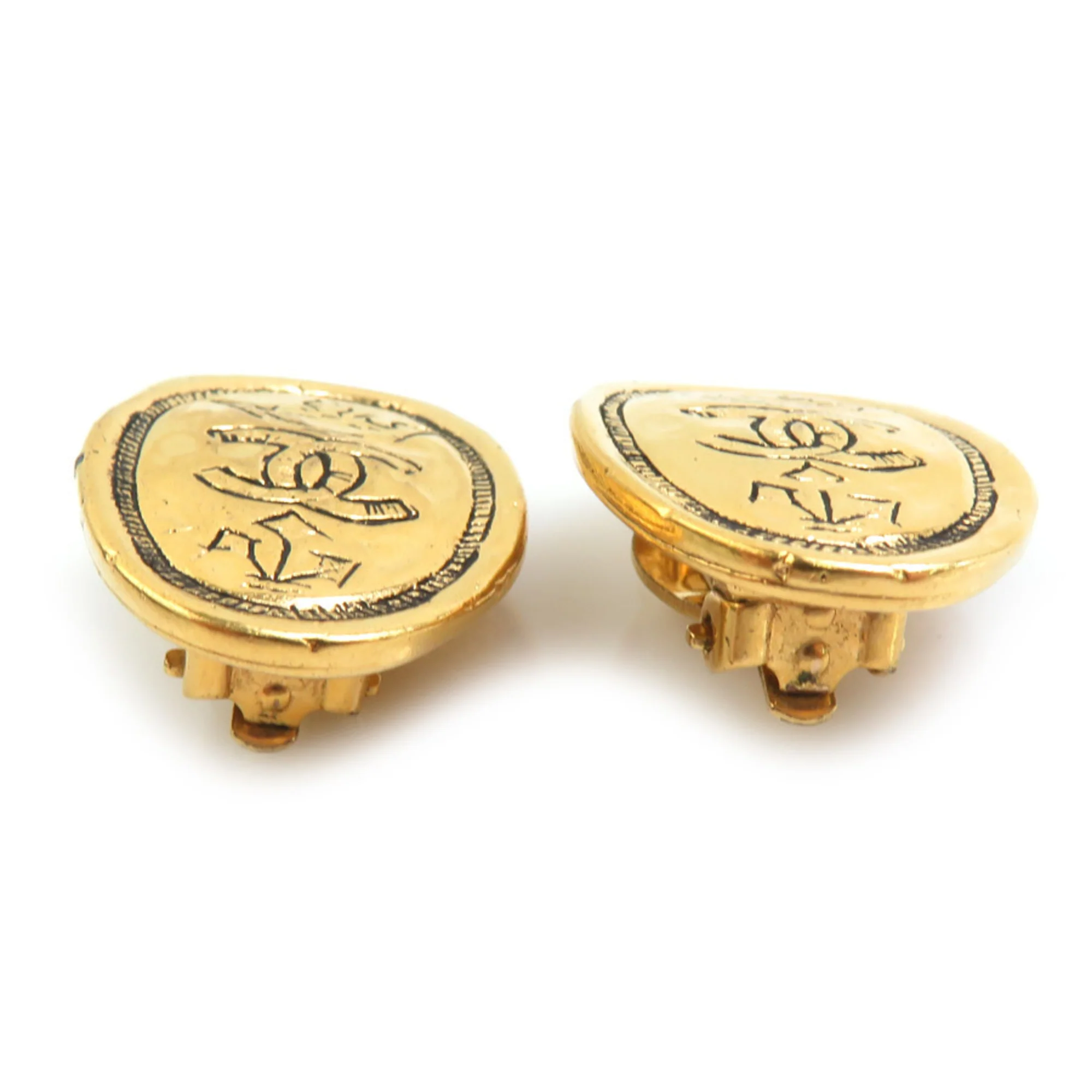 CC Logo Clip-On Earrings Gold-Tone Metal Gold-Tone Metal - Image 4