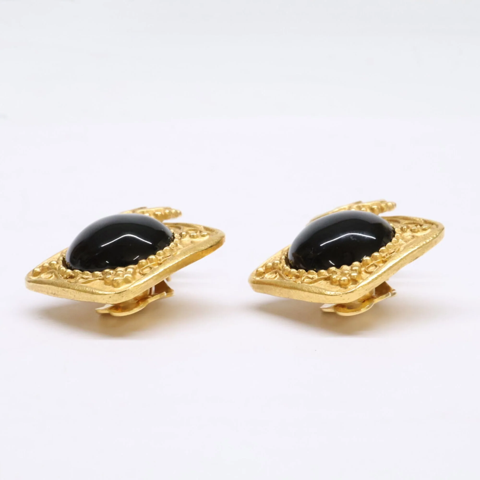 CC Logo Clip-On Earrings Gold-Tone Metal Gold-Tone Metal - Image 5