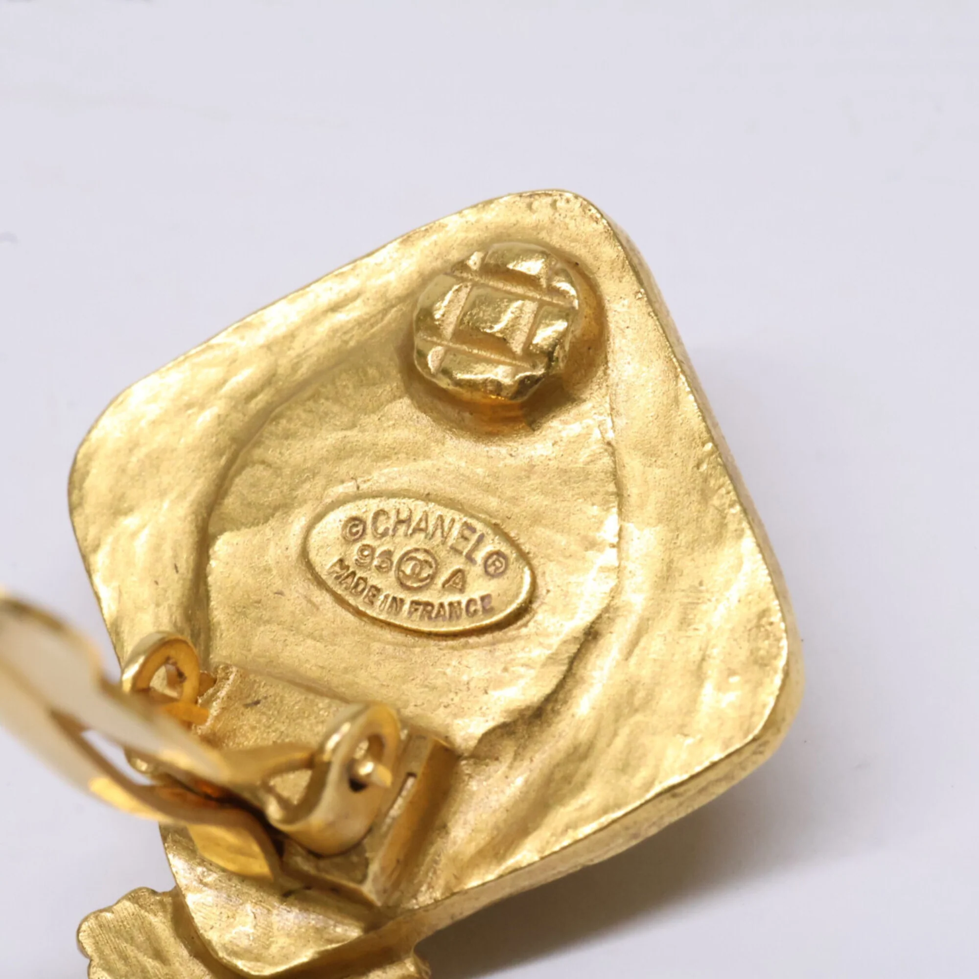 CC Logo Clip-On Earrings Gold-Tone Metal Gold-Tone Metal - Image 8