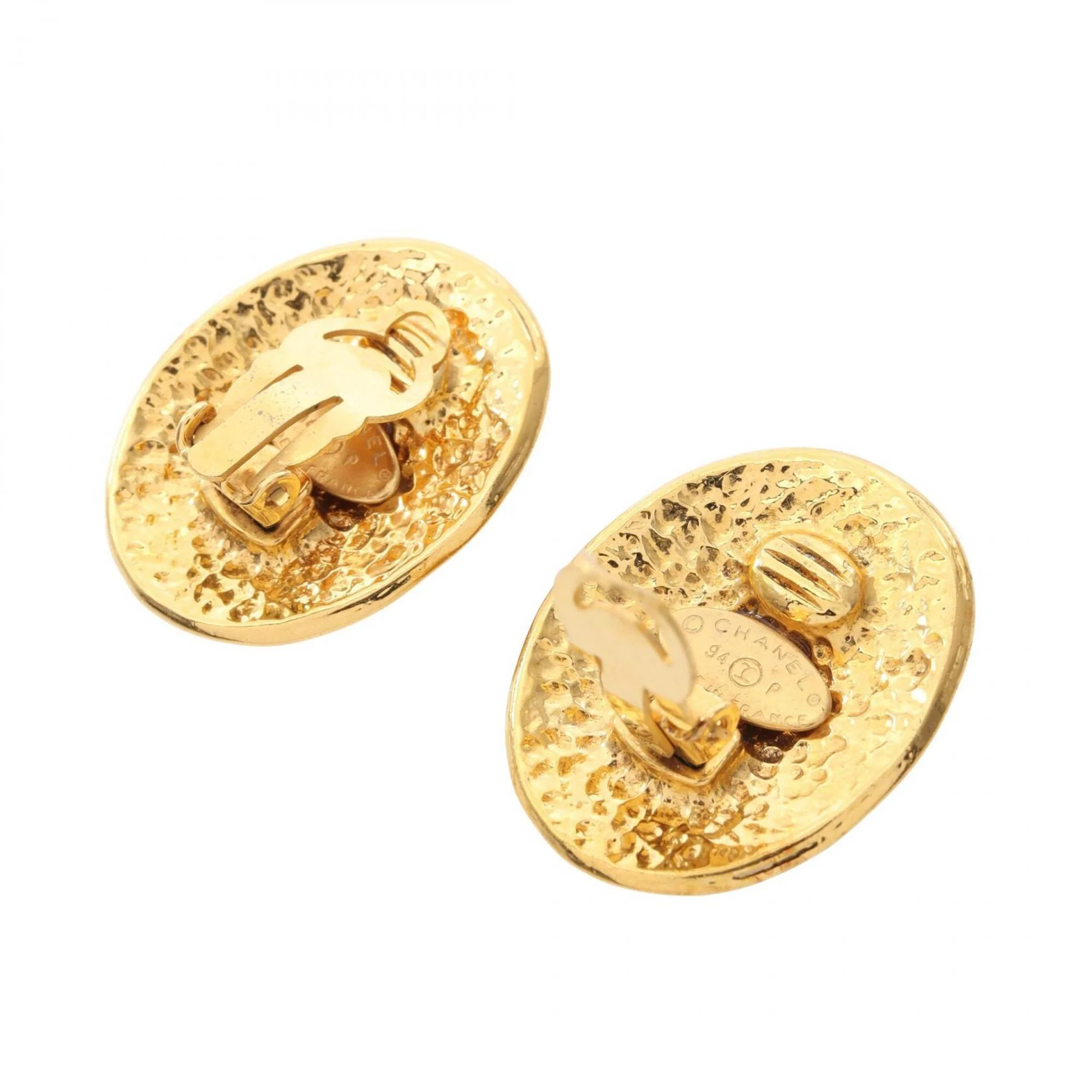 CC Logo Clip-On Earrings Metal - Image 2