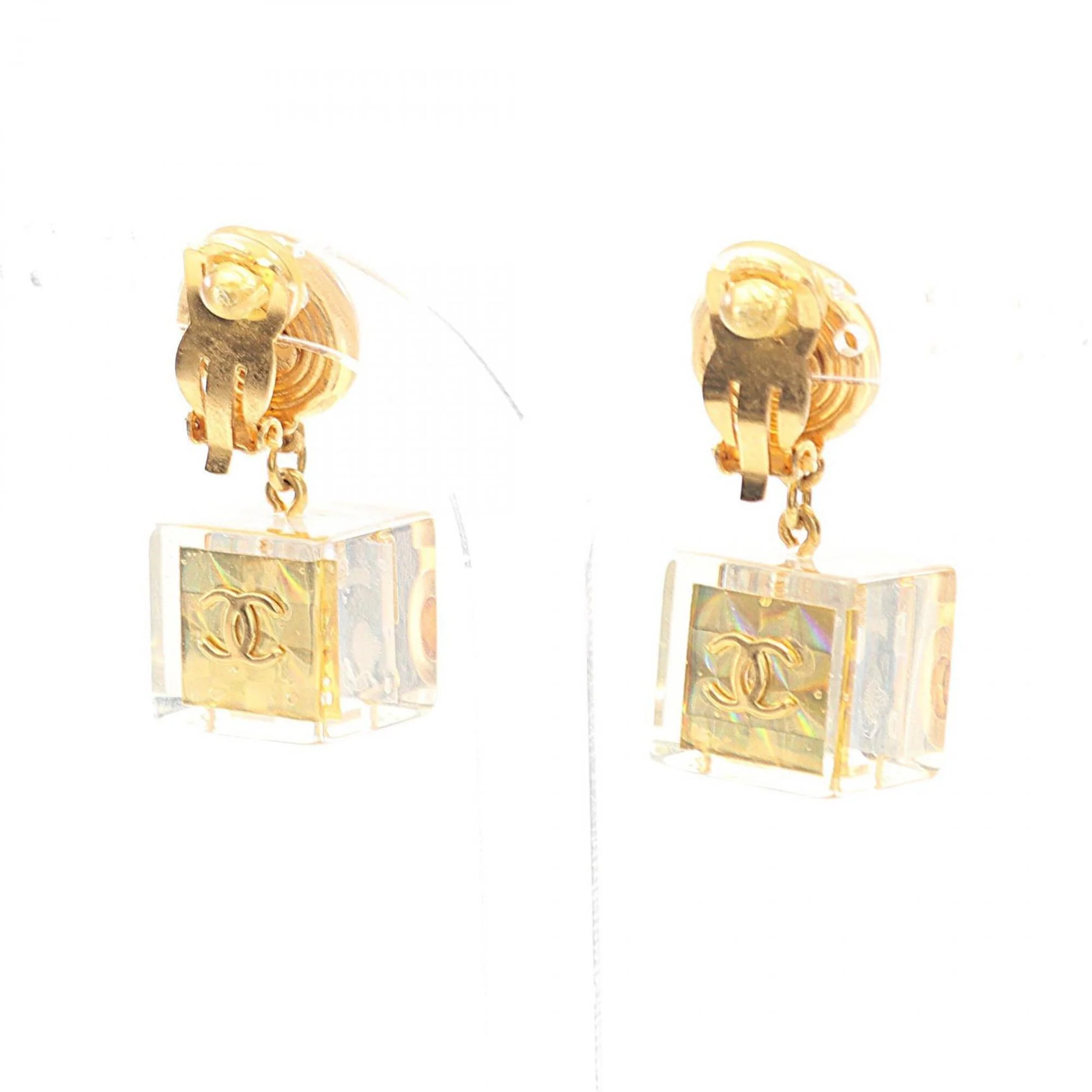CC Logo Clip-On Earrings Metal - Image 2