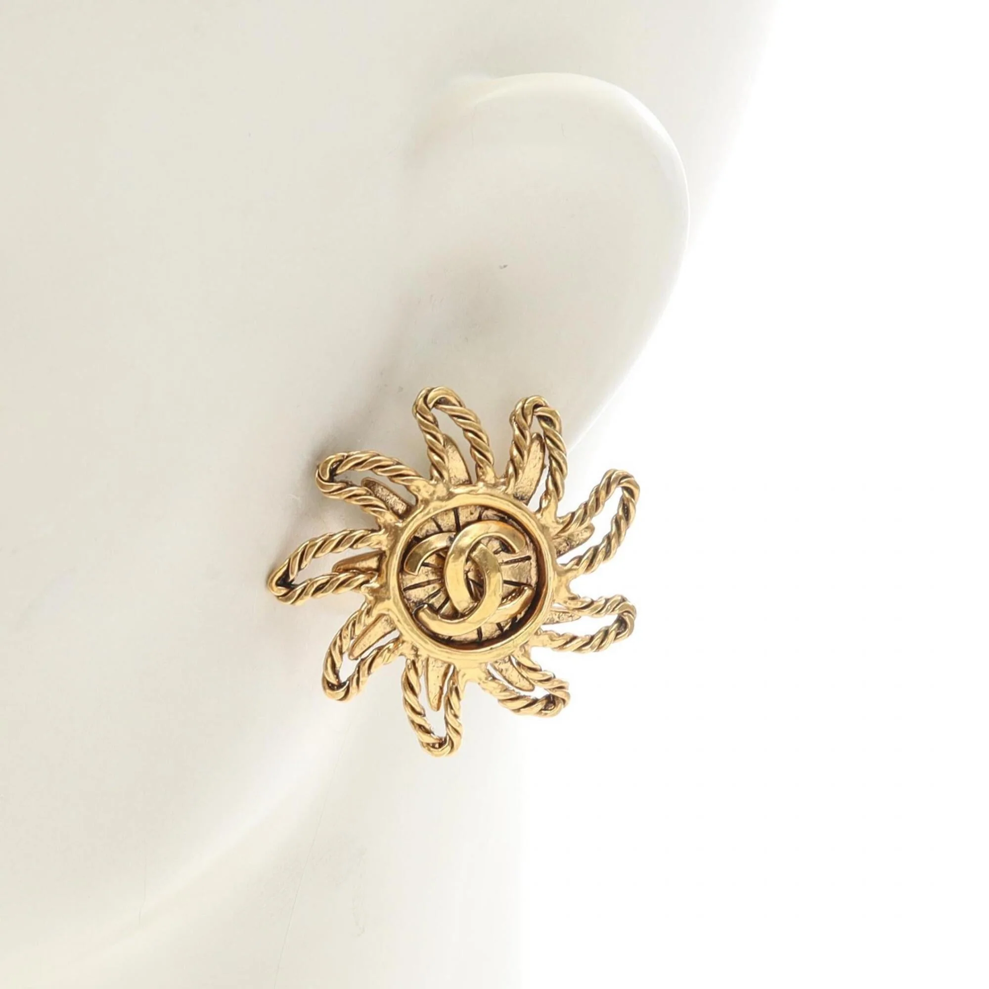 CC Logo Clip-On Earrings Metal Gold-Tone Metal - Image 4