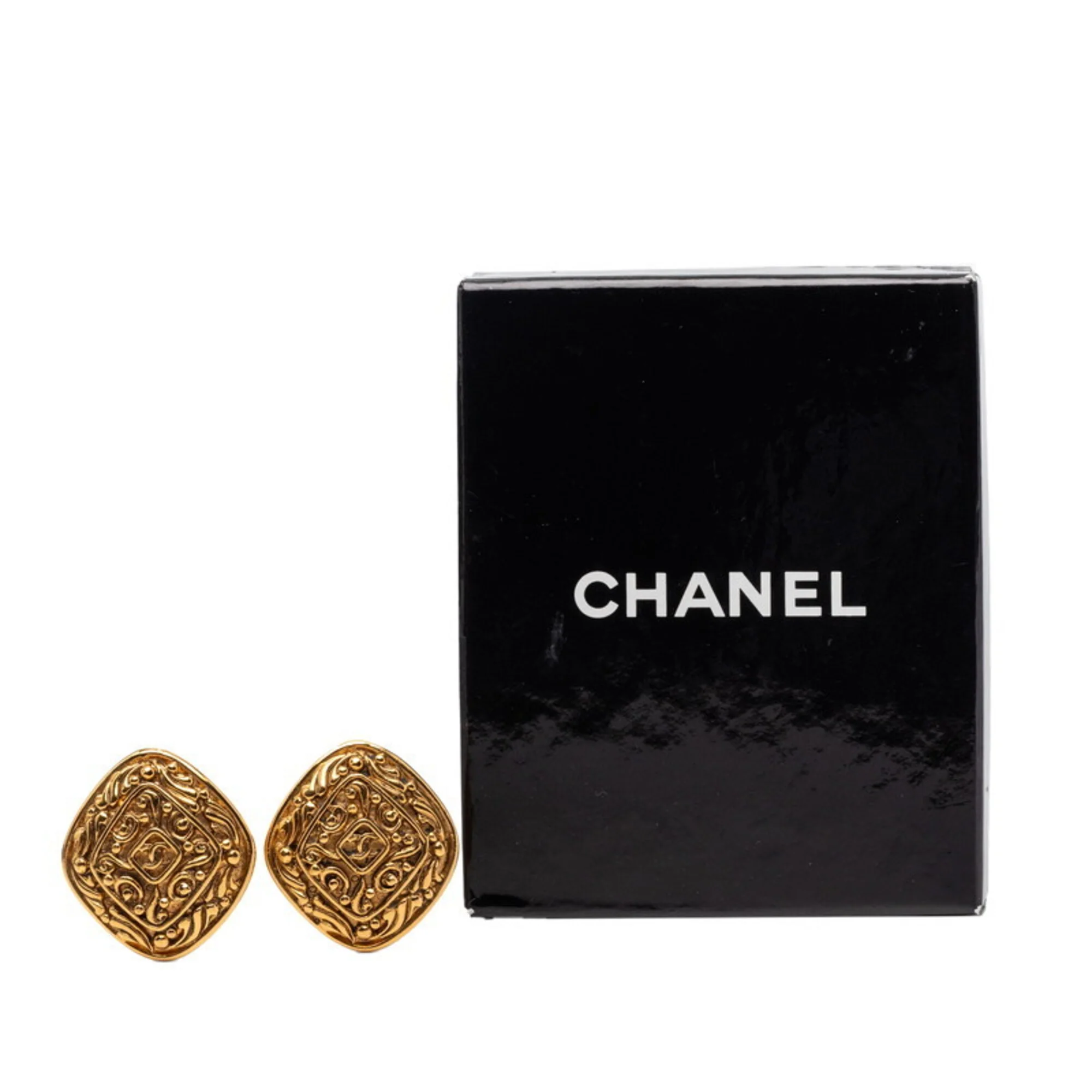 CC Logo Clip-On Earrings Metal Gold-Tone Metal - Image 4