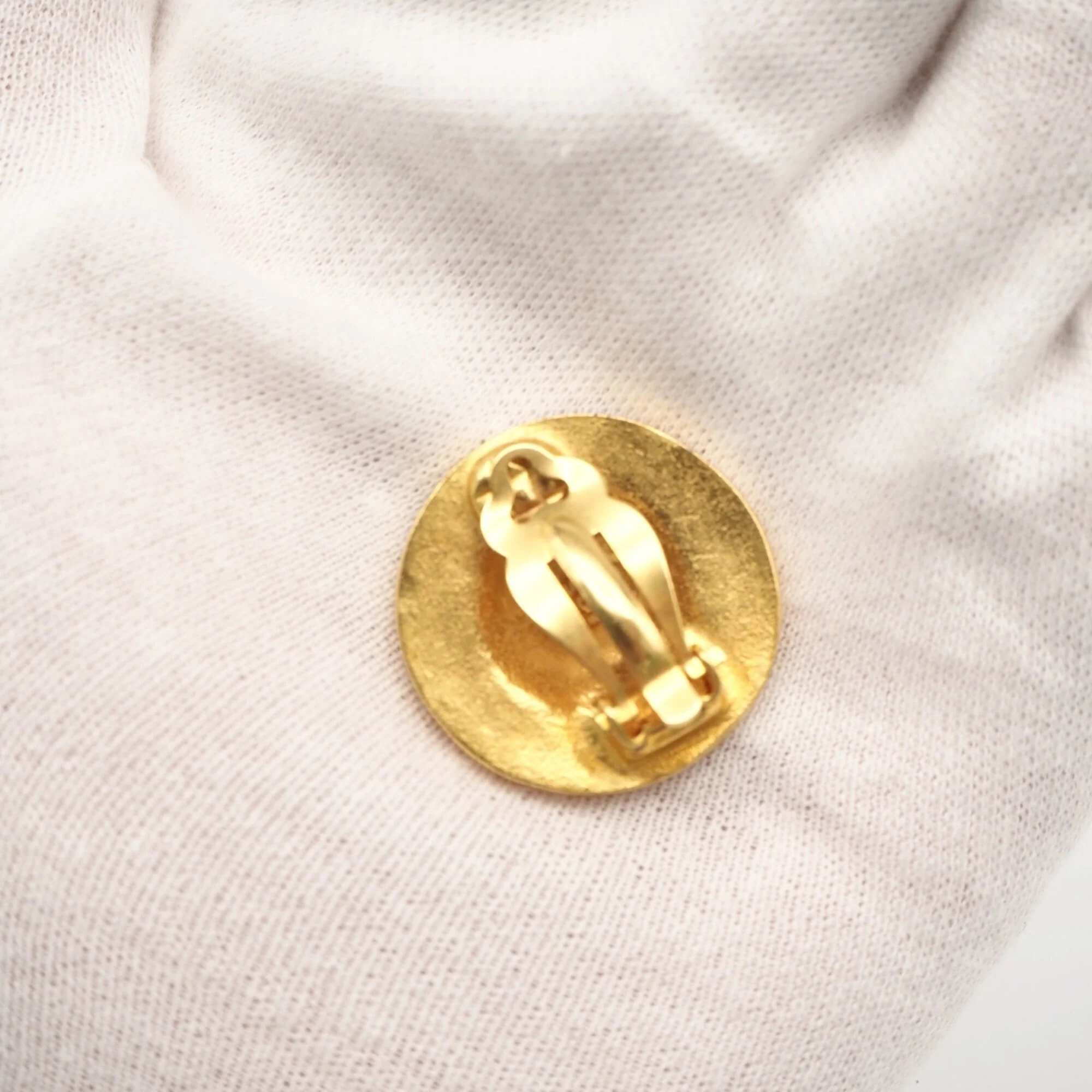 CC Logo Clip-On Earrings Metal Gold-Tone Metal - Image 6