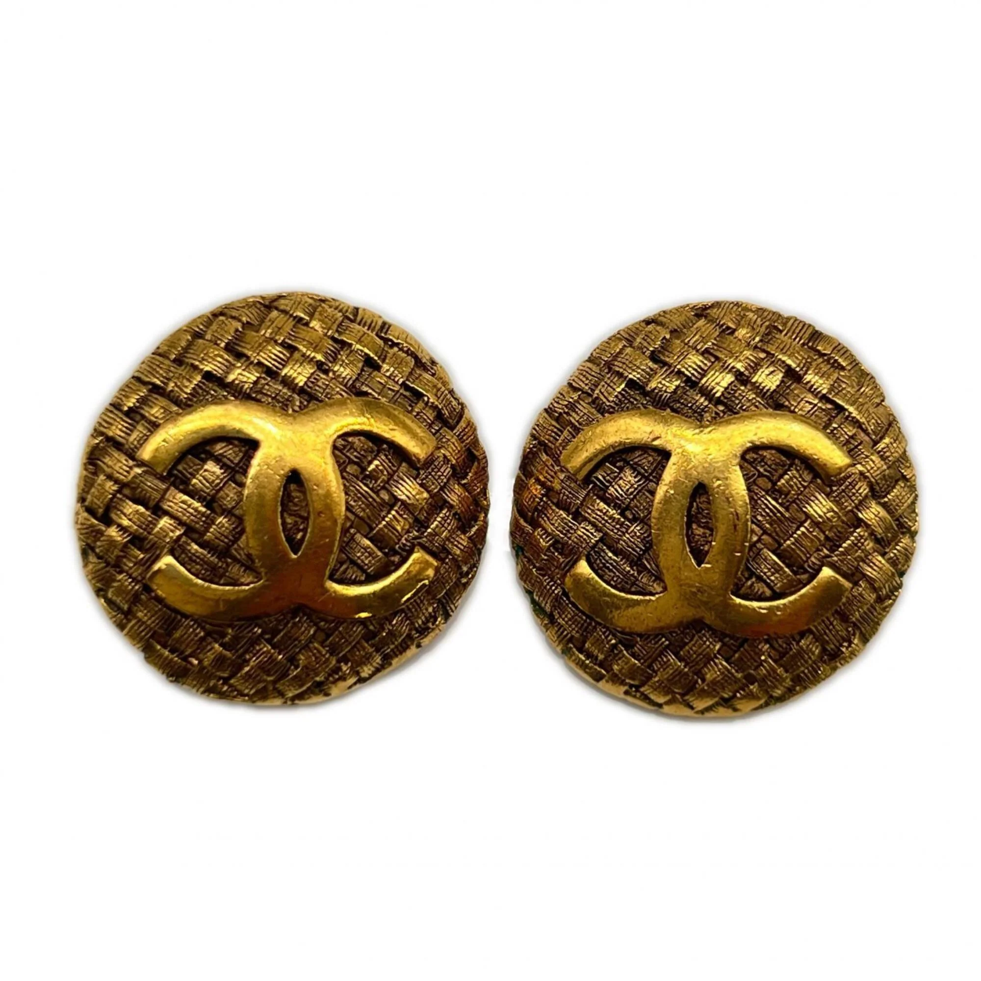 CC Logo Clip-On Earrings Metal Gold-Tone Metal