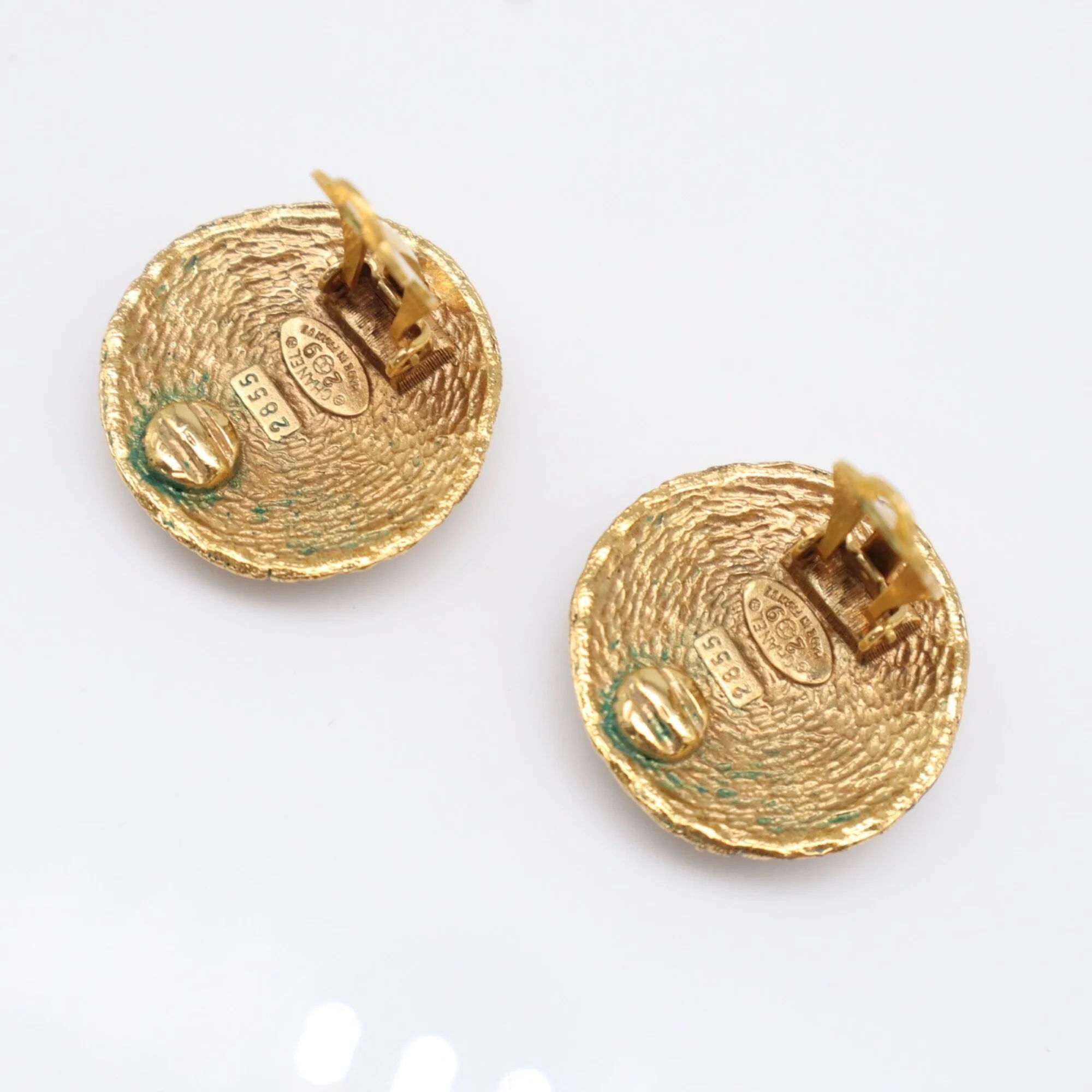 CC Logo Clip-On Earrings Metal Gold-Tone Metal - Image 4
