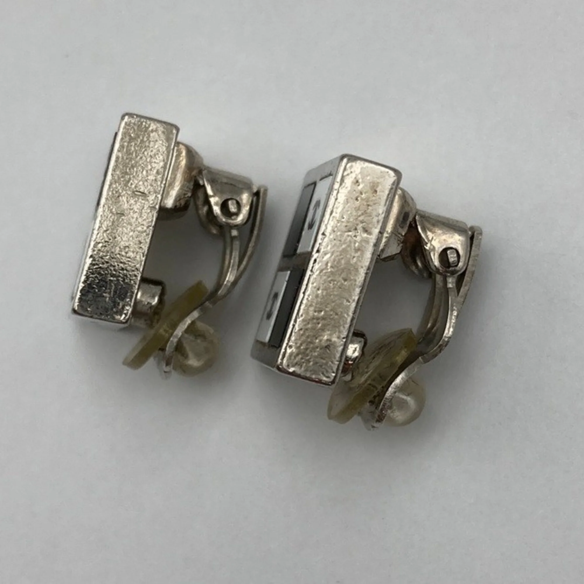 CC Logo Clip-On Earrings Silver-Tone Metal Silver-Tone Metal - Image 5