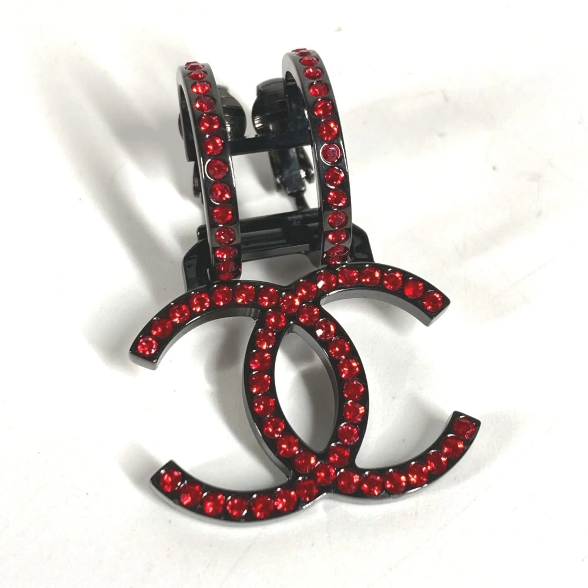 CC Logo Clip-On Single Earring Metal