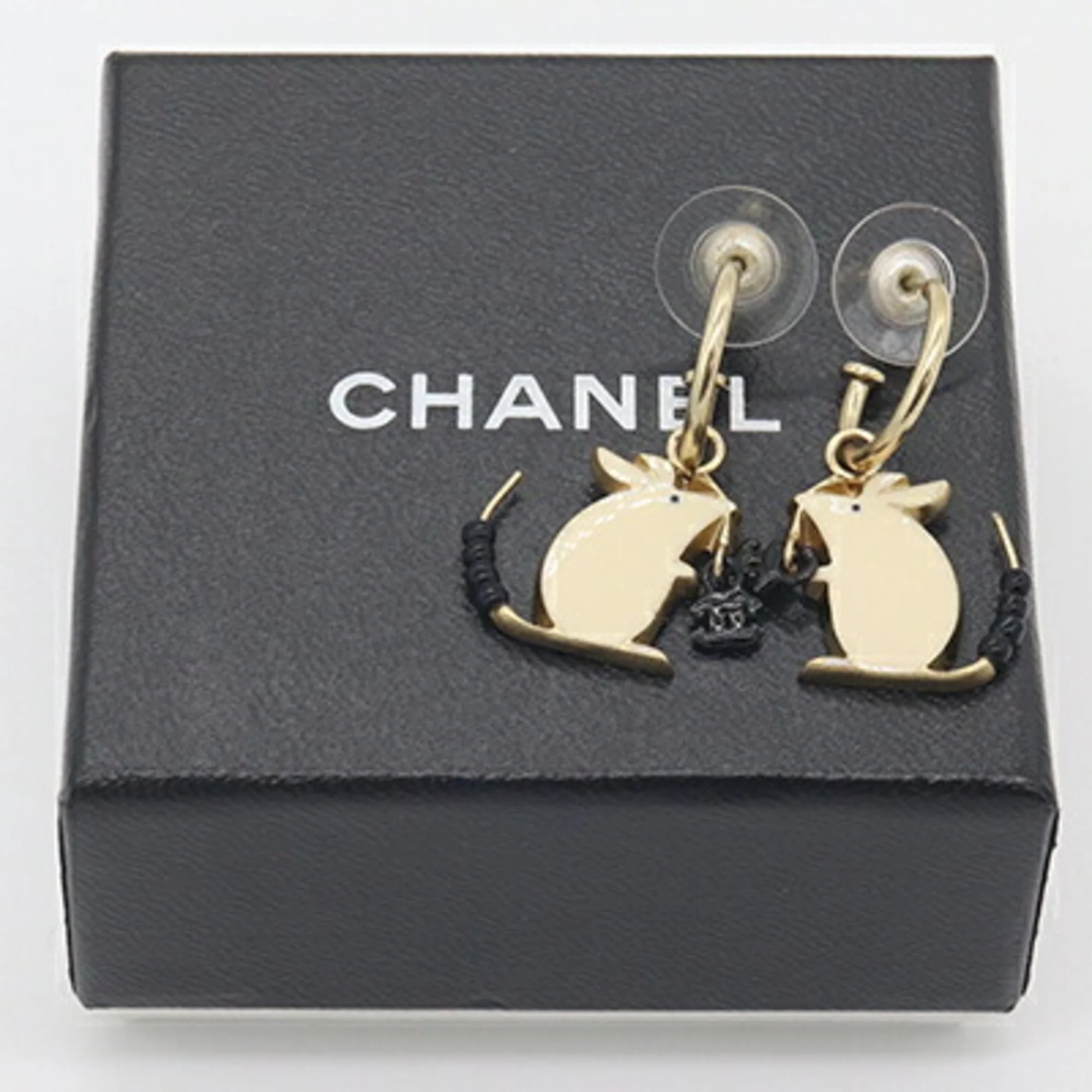 CC Logo Earrings Metal - Image 9