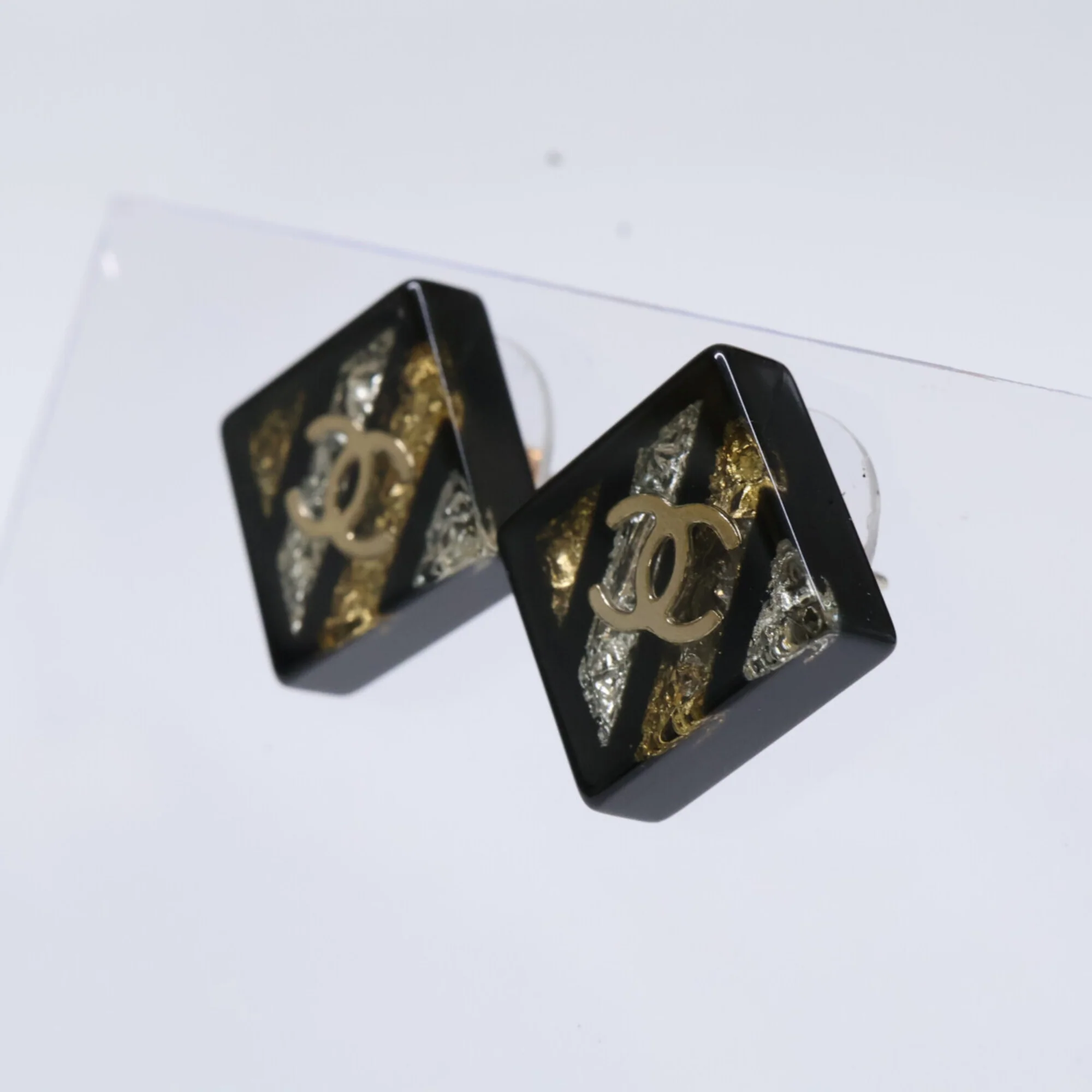 CC Logo Earrings Metal - Image 3
