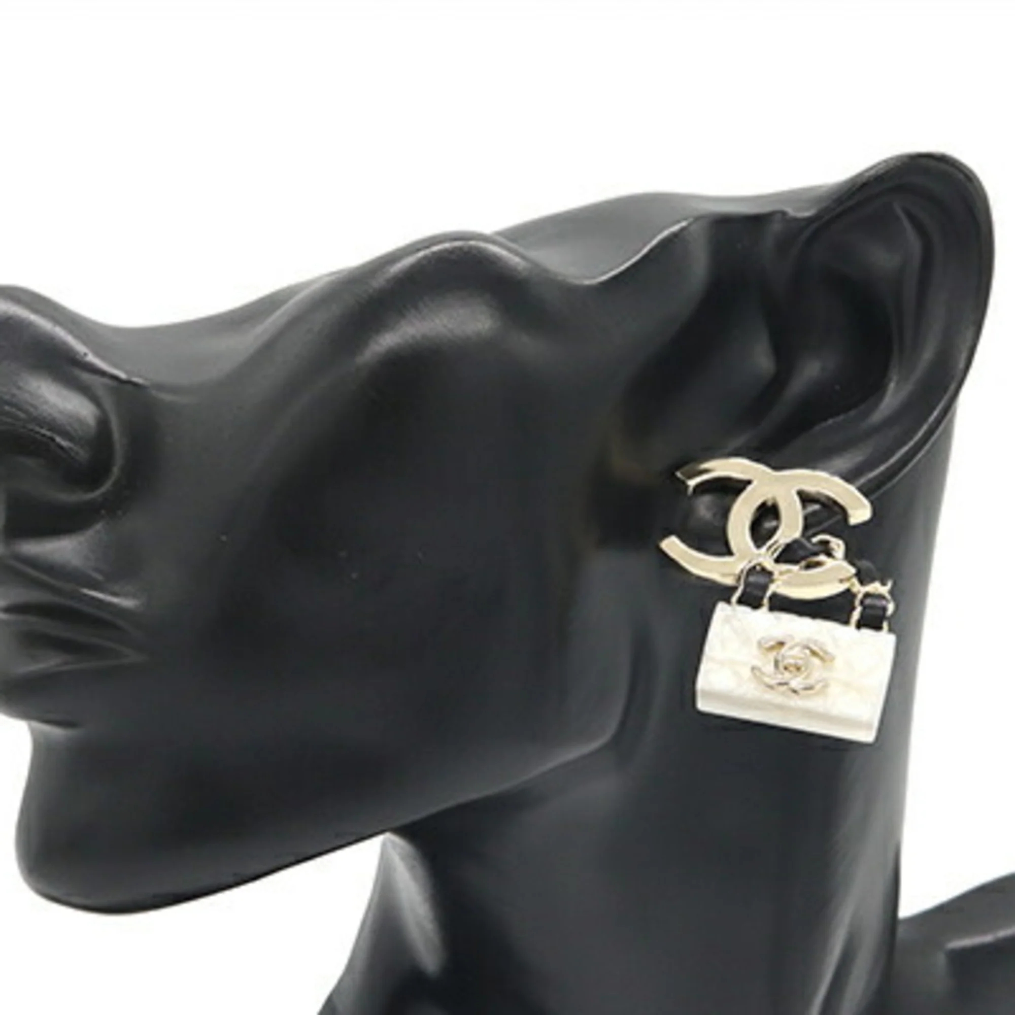 CC Logo Earrings Metal - Image 6