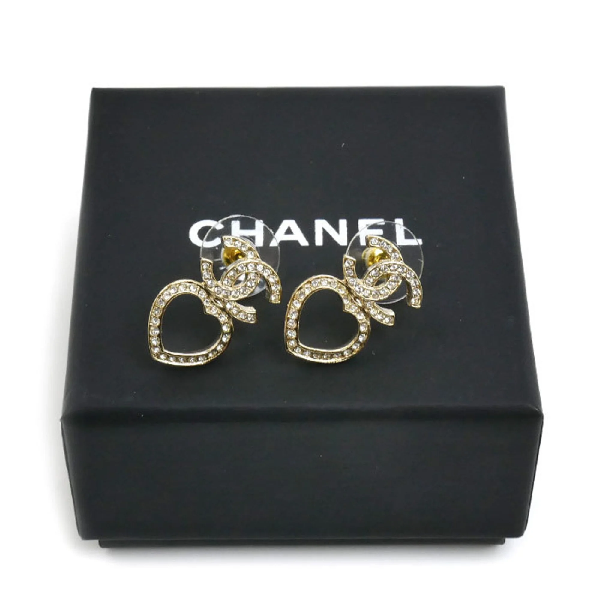 CC Logo Heart Earrings Metal - Image 5