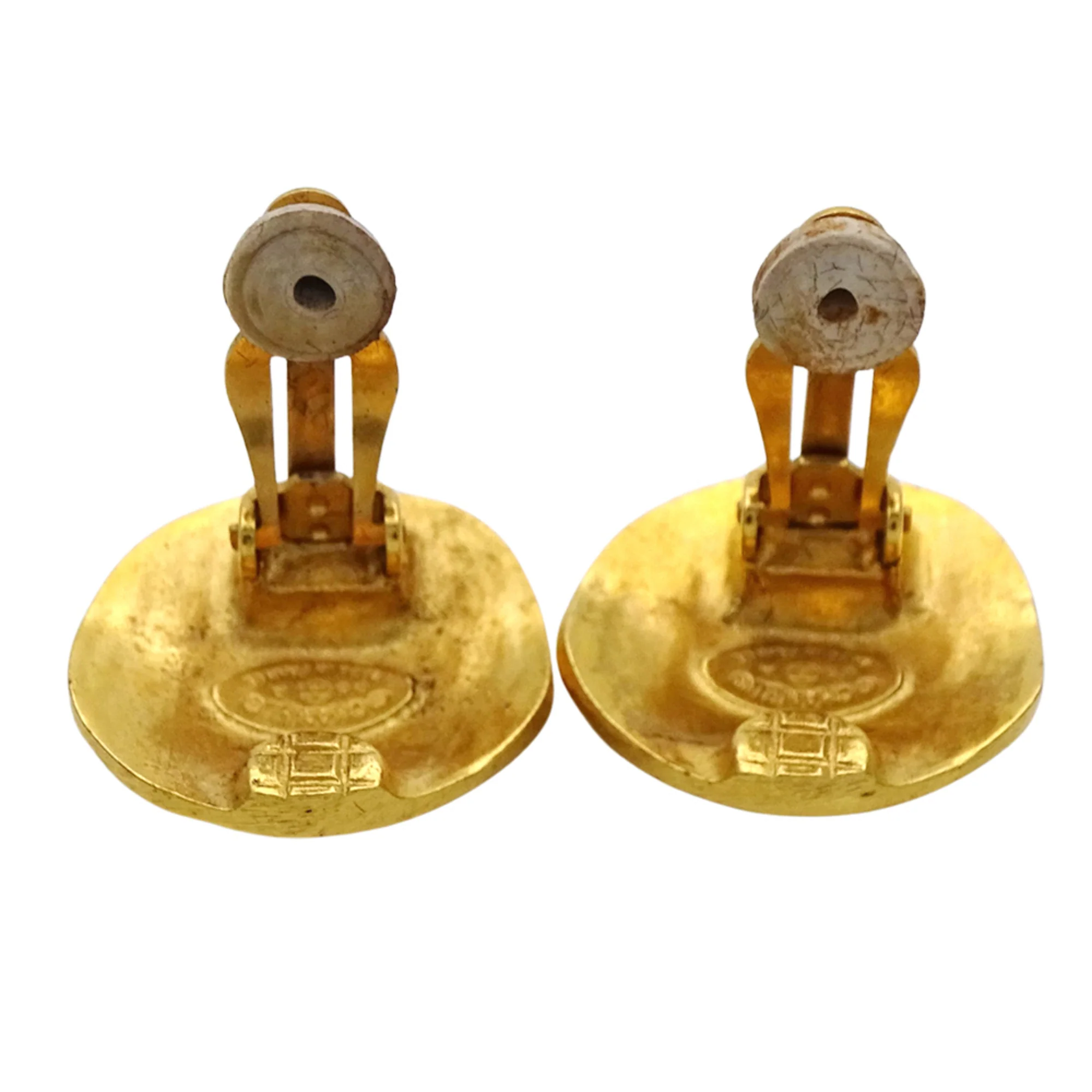 CC Logo Round Clip-On Earrings Metal Gold-Tone Metal - Image 5