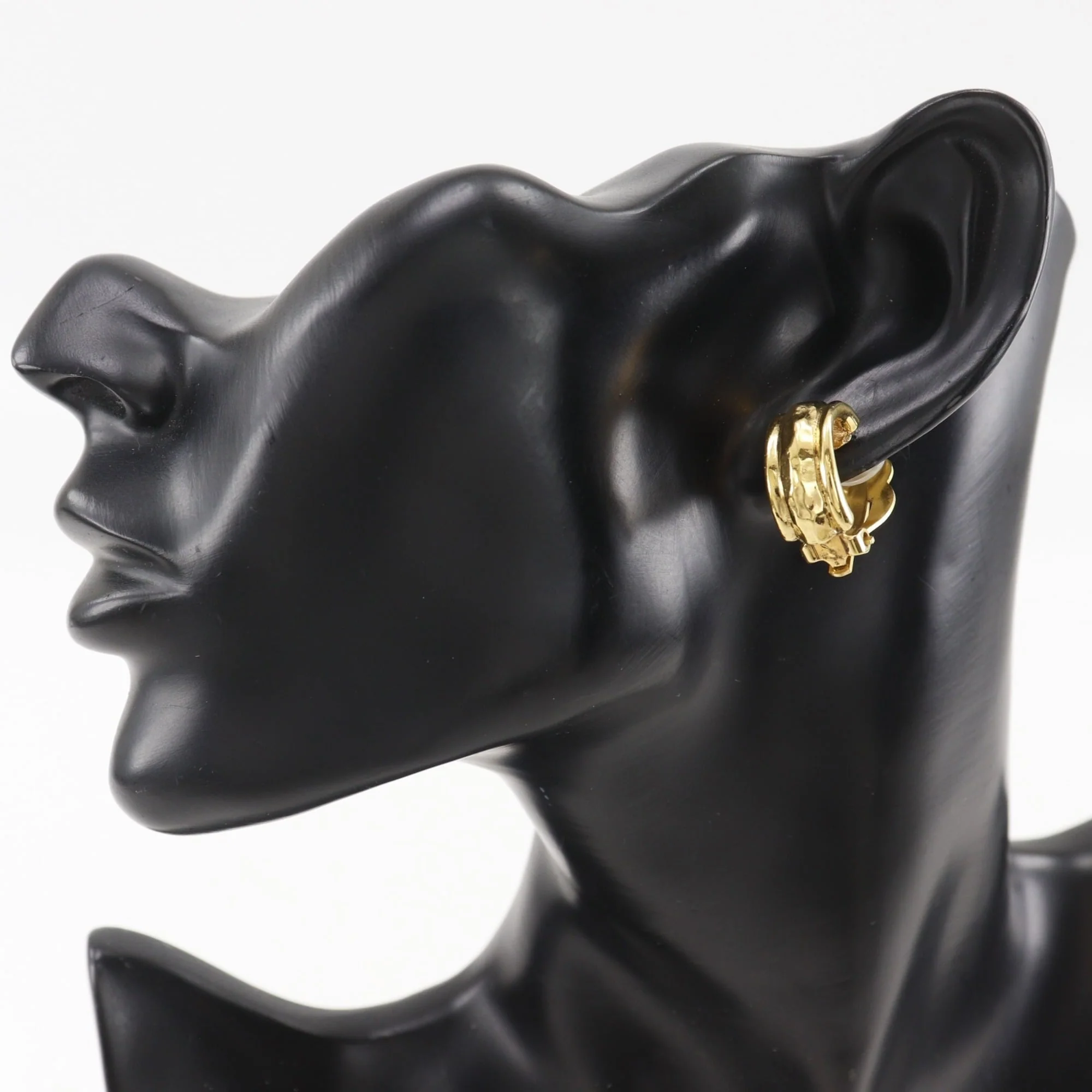Clip-On Earrings Metal - Image 2