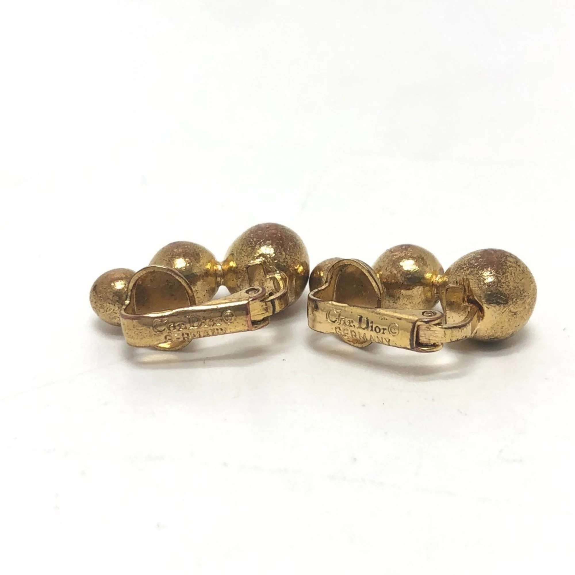 Clip-On Earrings Clip-On Gold-Tone Metal - Image 3