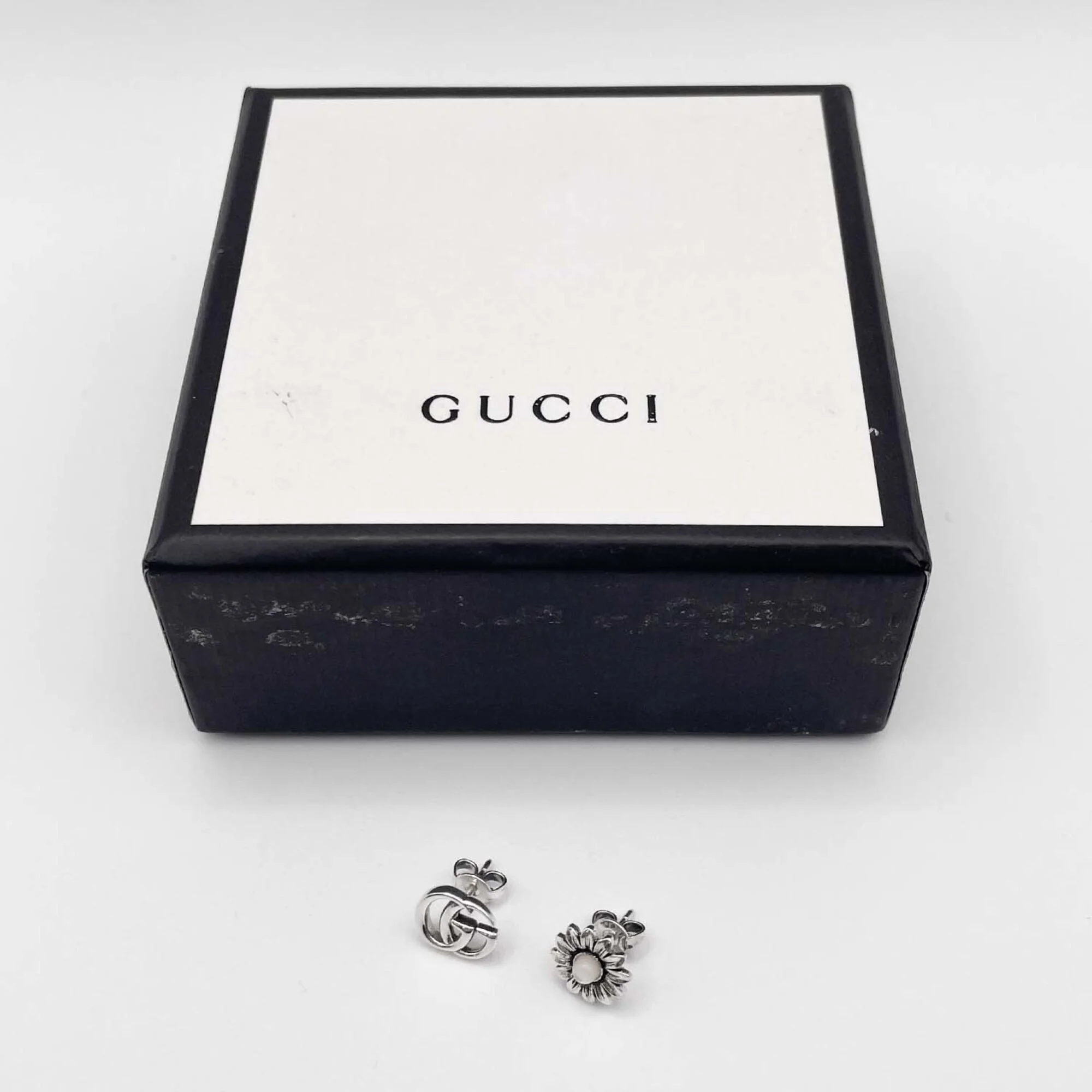 Earrings Logo Shell and Sterling Silver - Image 9