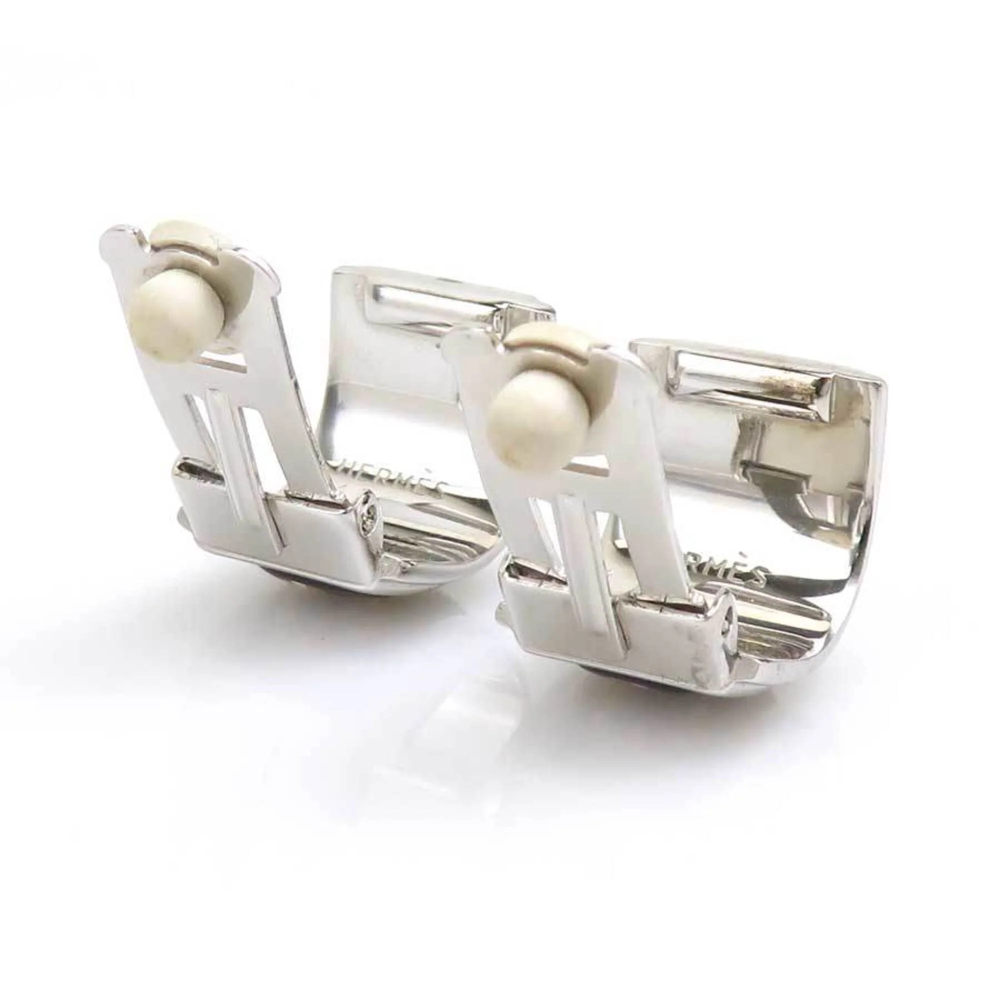 Clip-On Earrings Enamel and Metal - Image 6