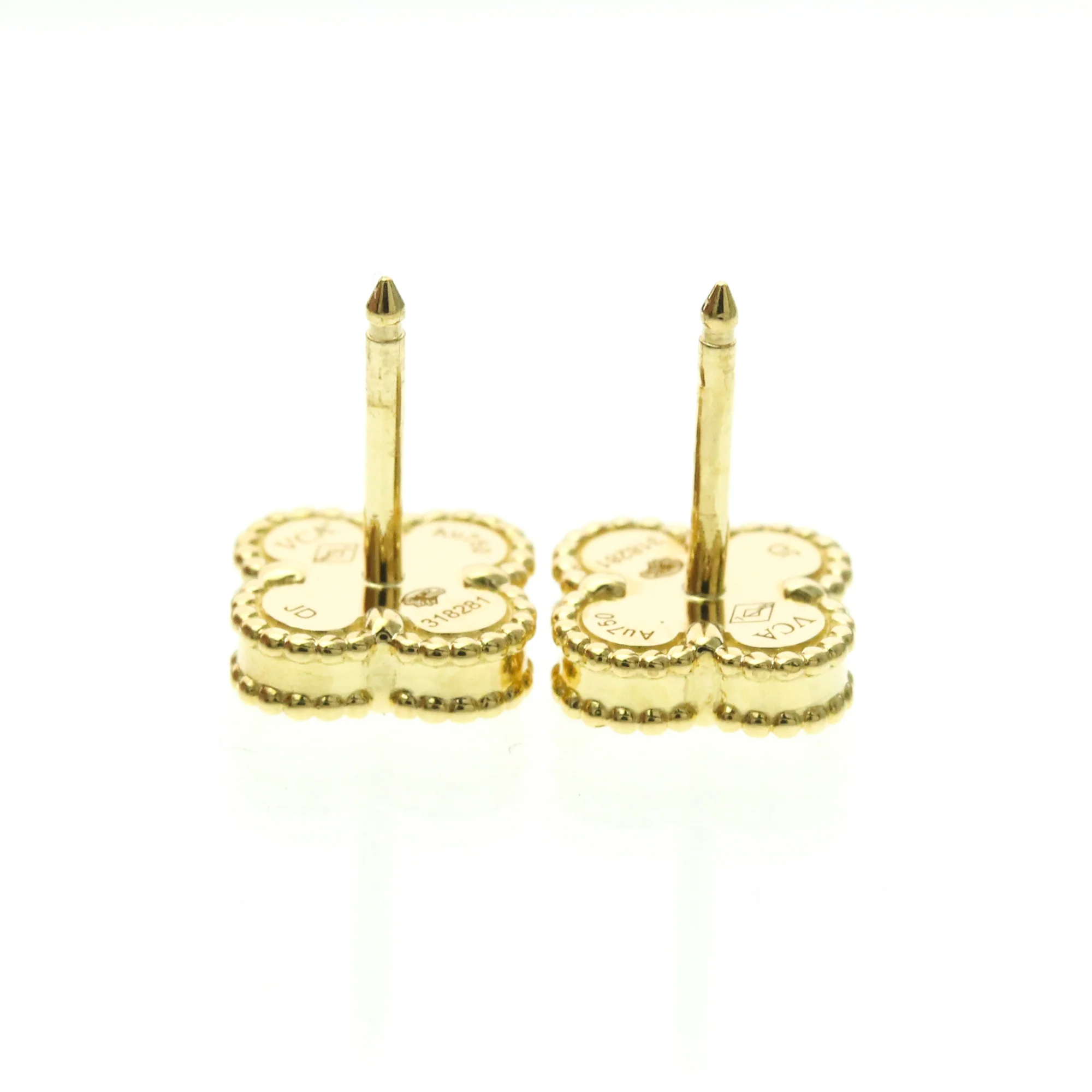 Sweet Alhambra Earrings 18K Yellow Gold and Mother of Pearl 18K Yellow Gold - Image 3