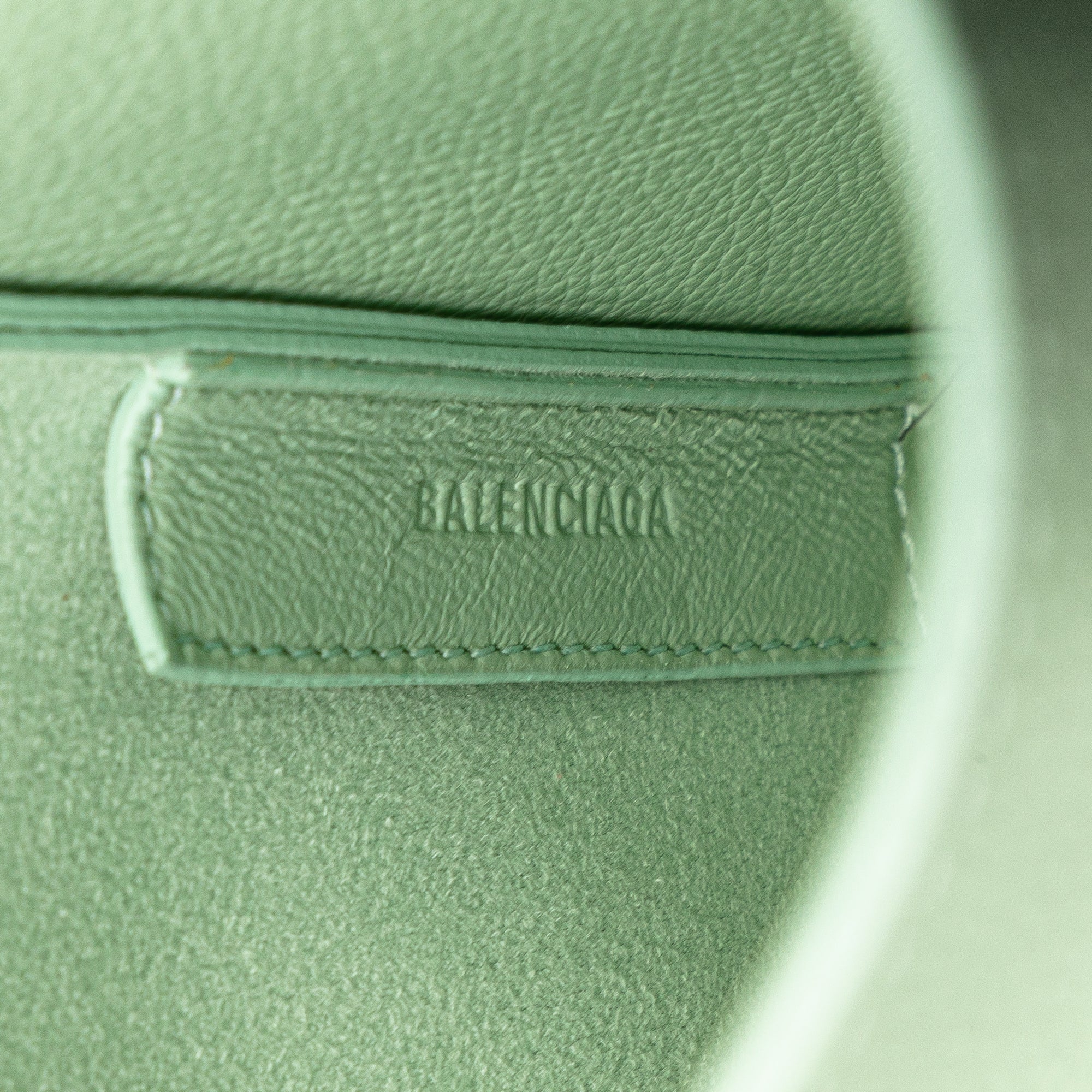 Tool 2.0 North South Tote Leather XS - Image 6