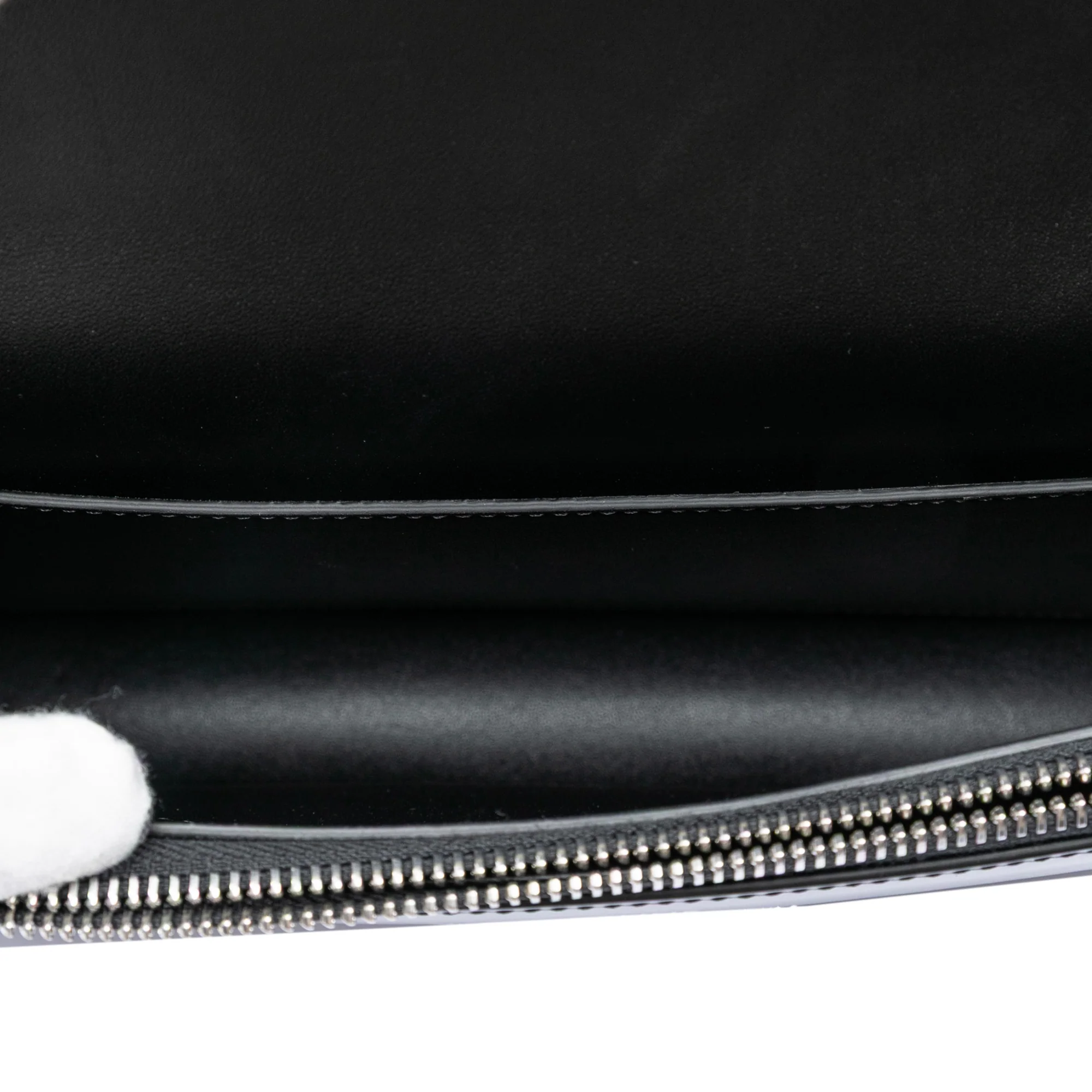 Margo Triomphe Wallet on Chain Leather - Image 4