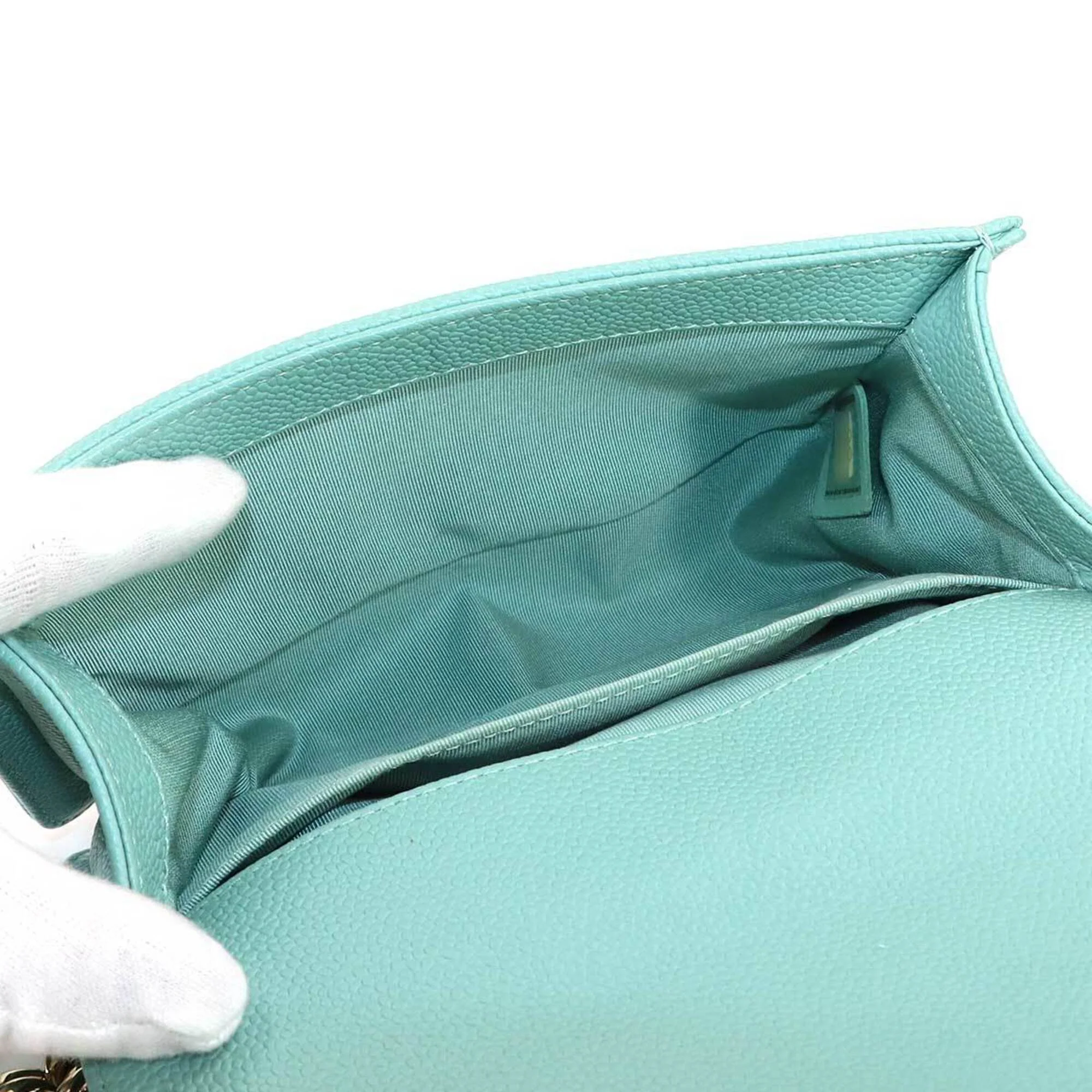 Boy Flap Bag Quilted Caviar Small - Image 8