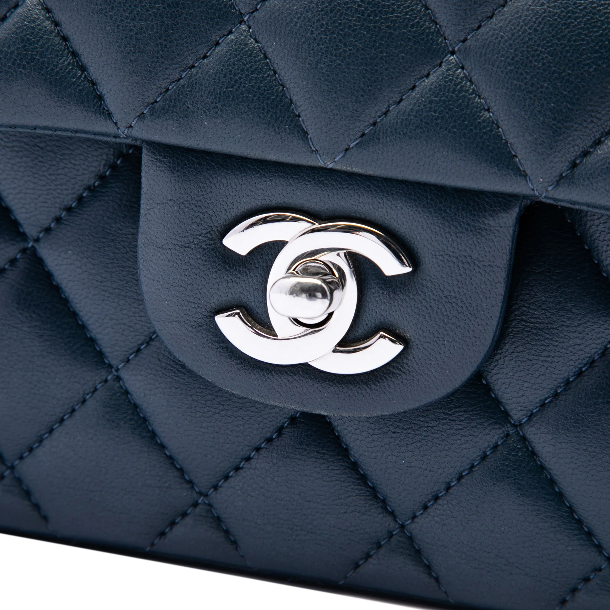 Classic Double Flap Bag Quilted Lambskin Small - Image 6