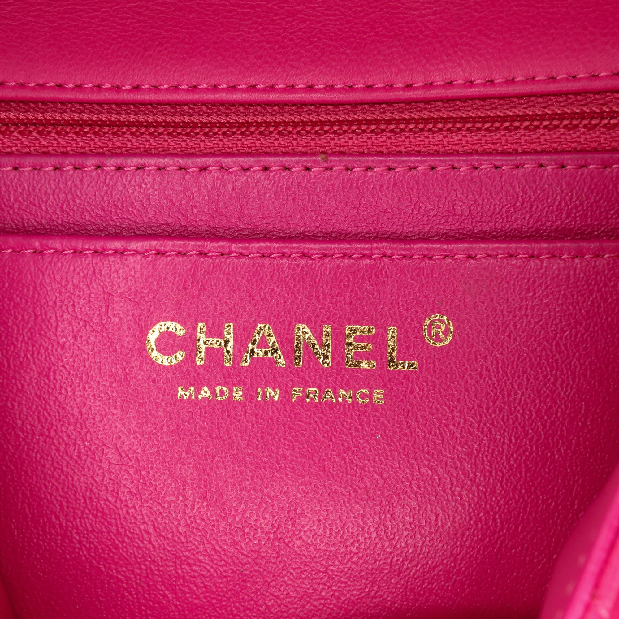 Classic Single Flap Bag Chevron Lambskin Mini - Image 5