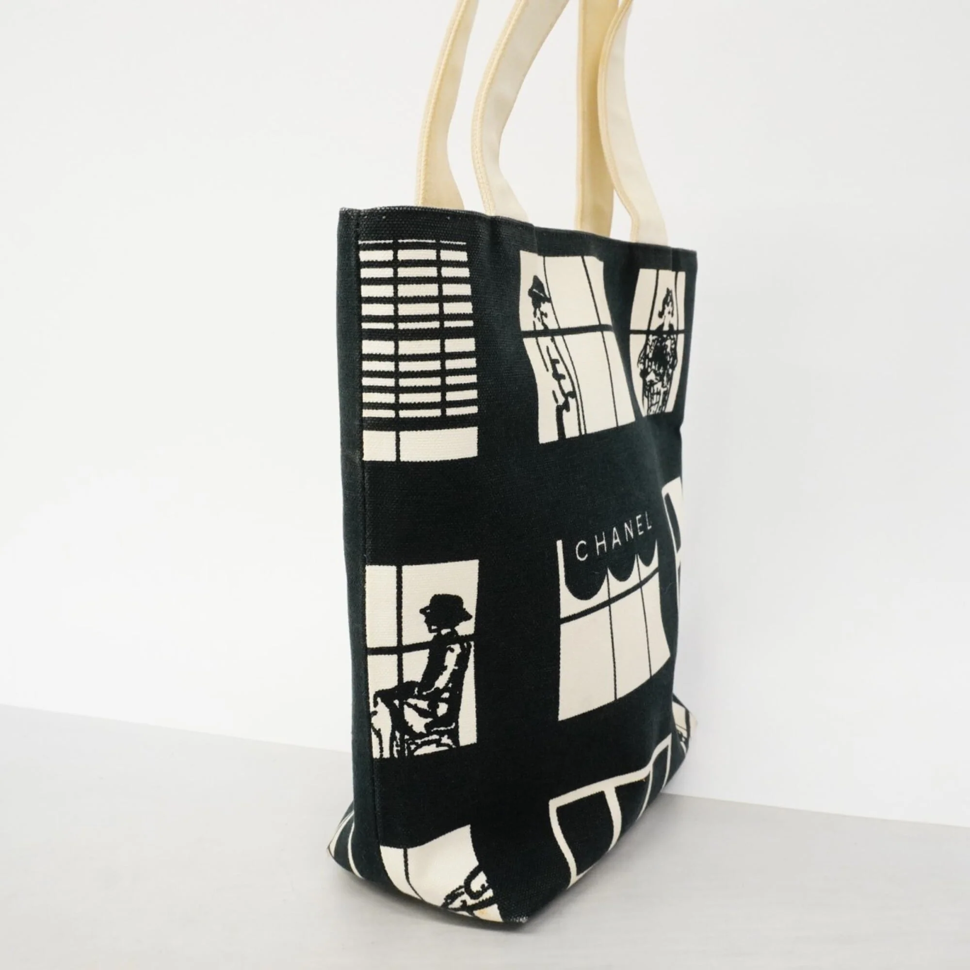 Coco Window Tote Printed Canvas Large - Image 2