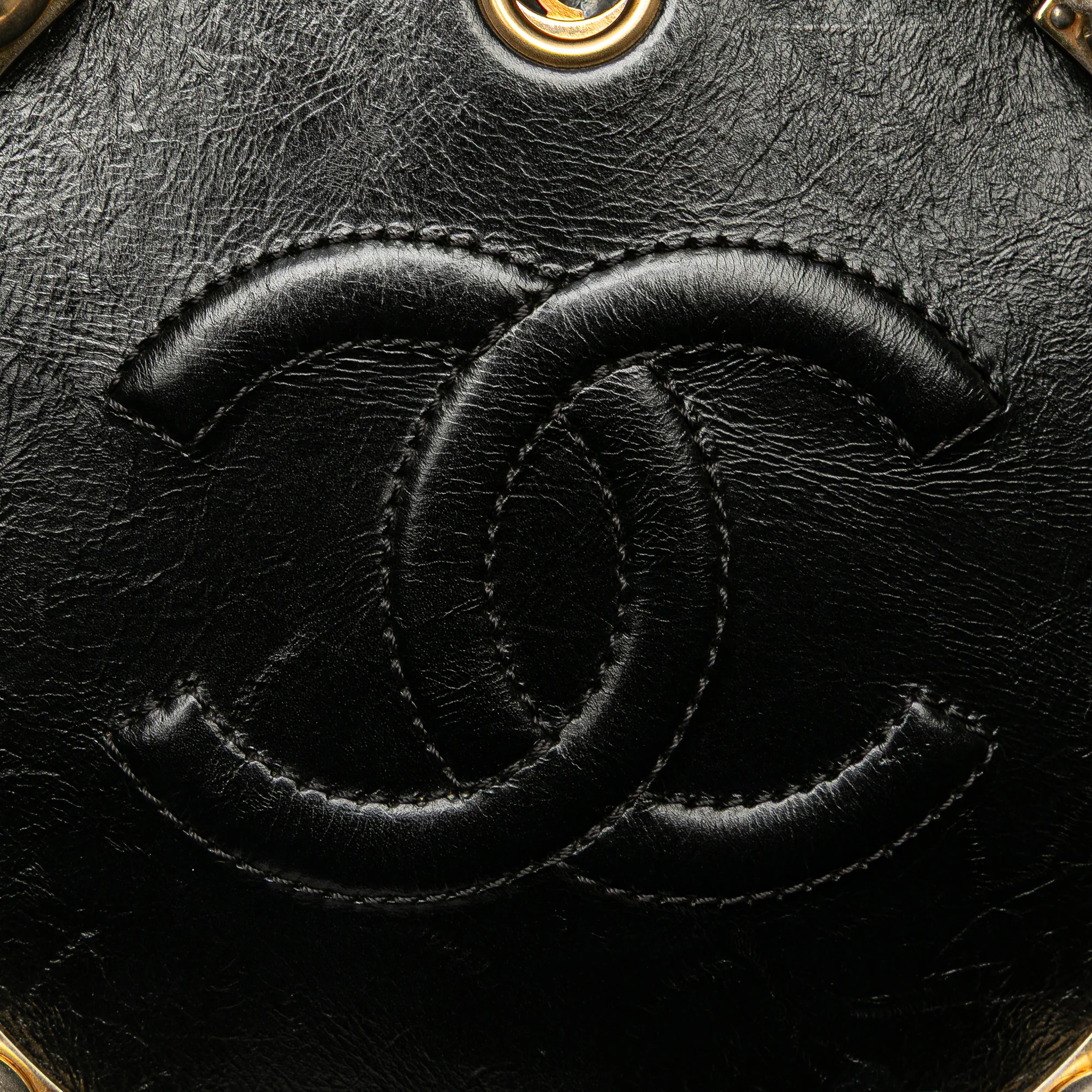 En Vogue Round Bag Crumpled Calfskin Small - Image 7