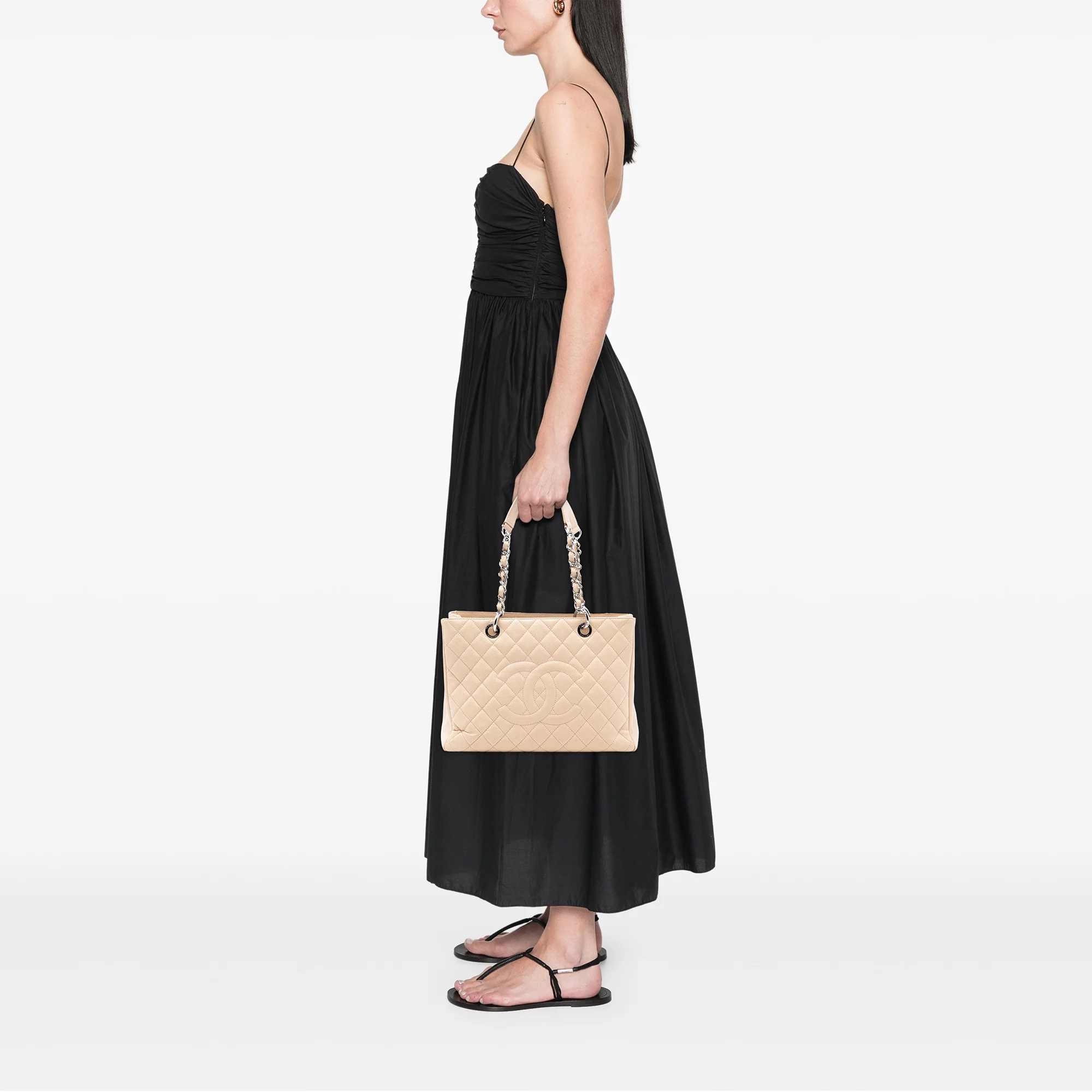 Grand Shopping Tote Quilted Caviar - Image 7