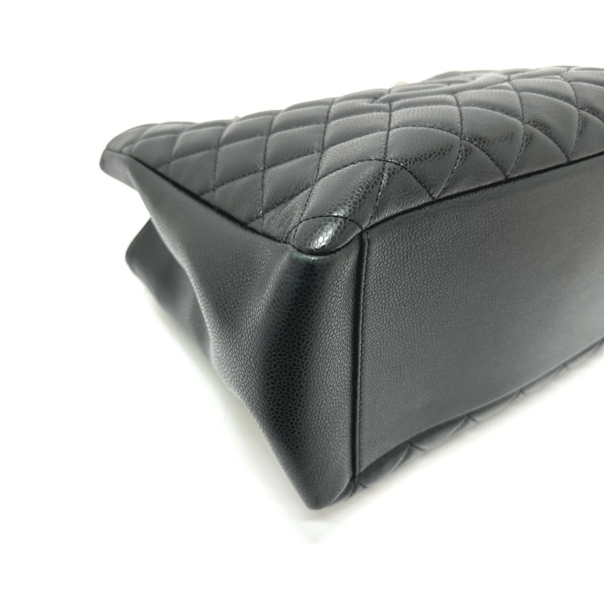 Grand Shopping Tote Quilted Caviar - Image 5