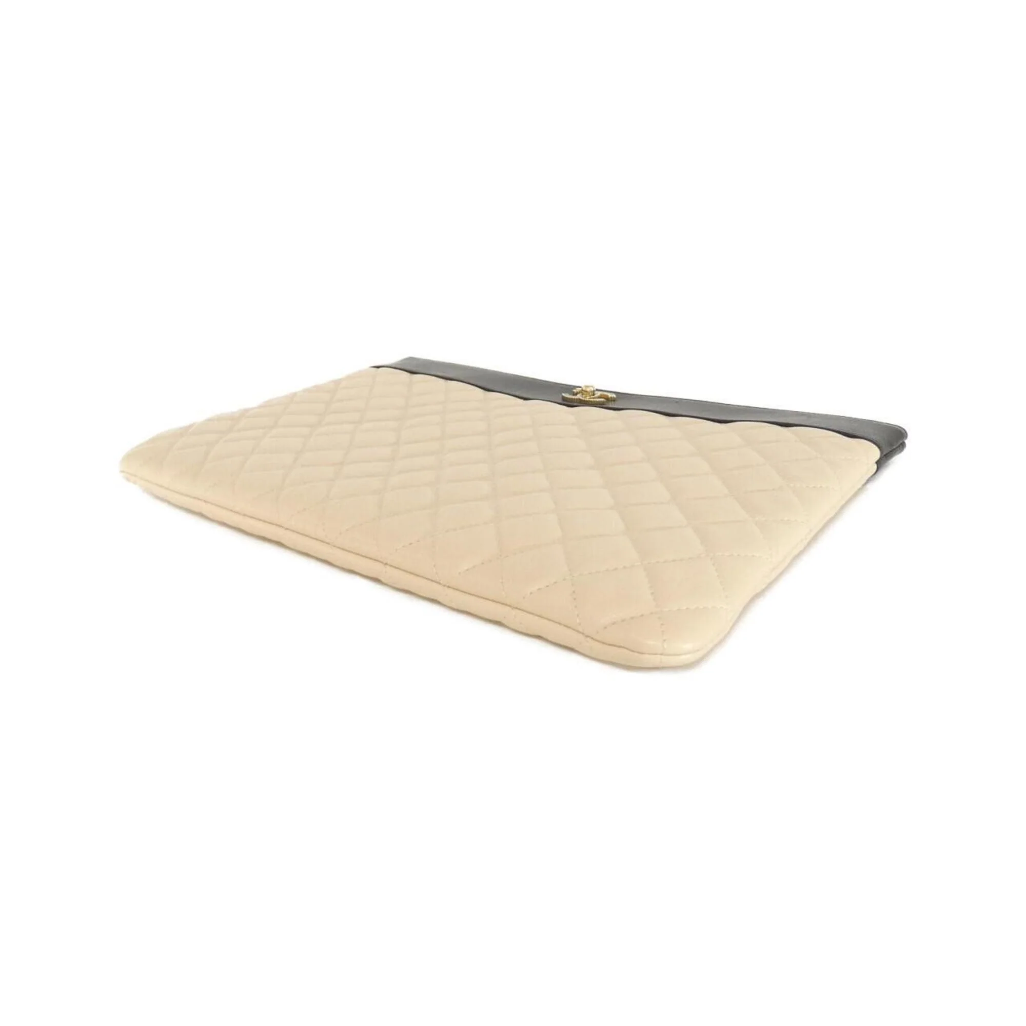 Mademoiselle Vintage O Case Clutch Quilted Sheepskin Large - Image 3