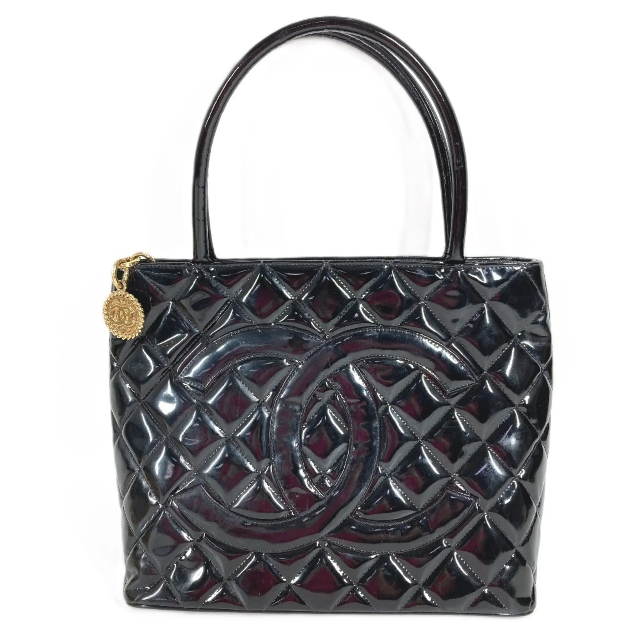 Medallion Tote Quilted Patent