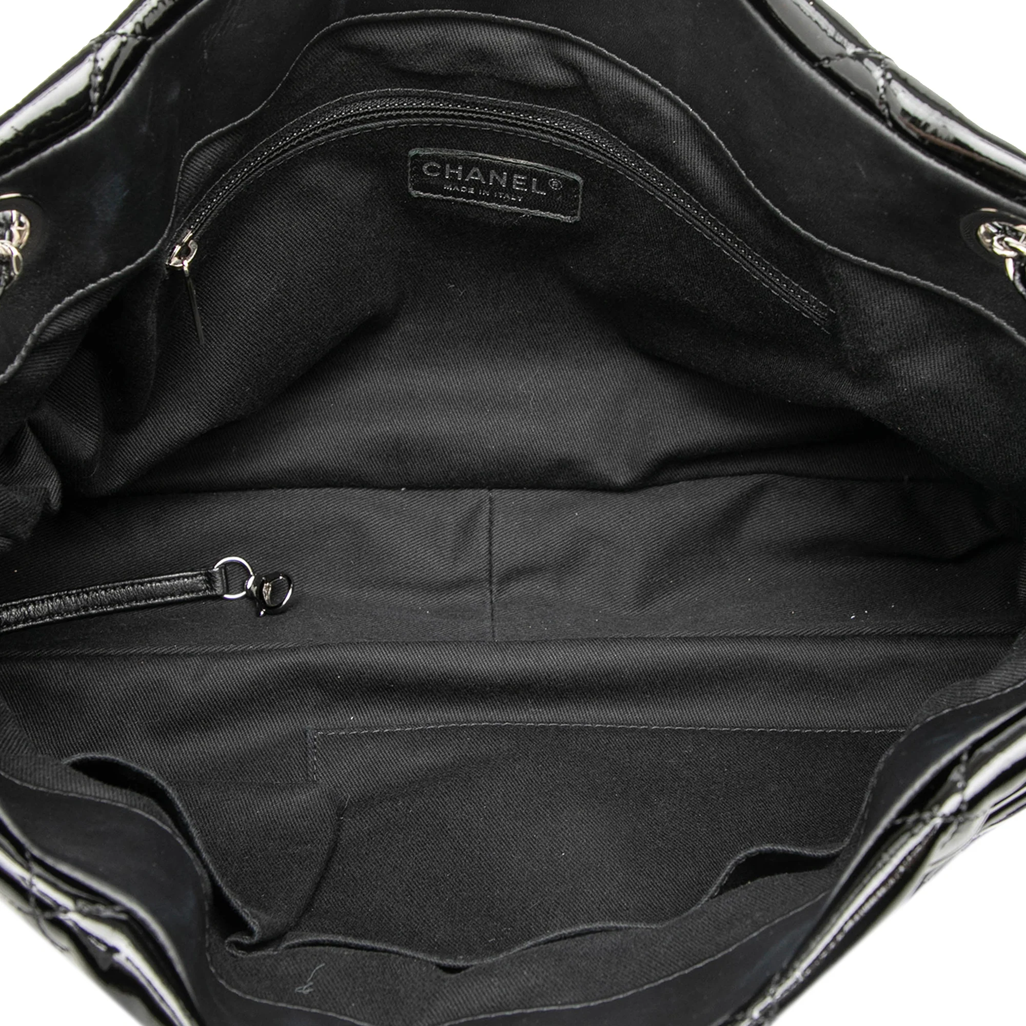 Timeless CC Soft Tote Quilted Patent Large - Image 4