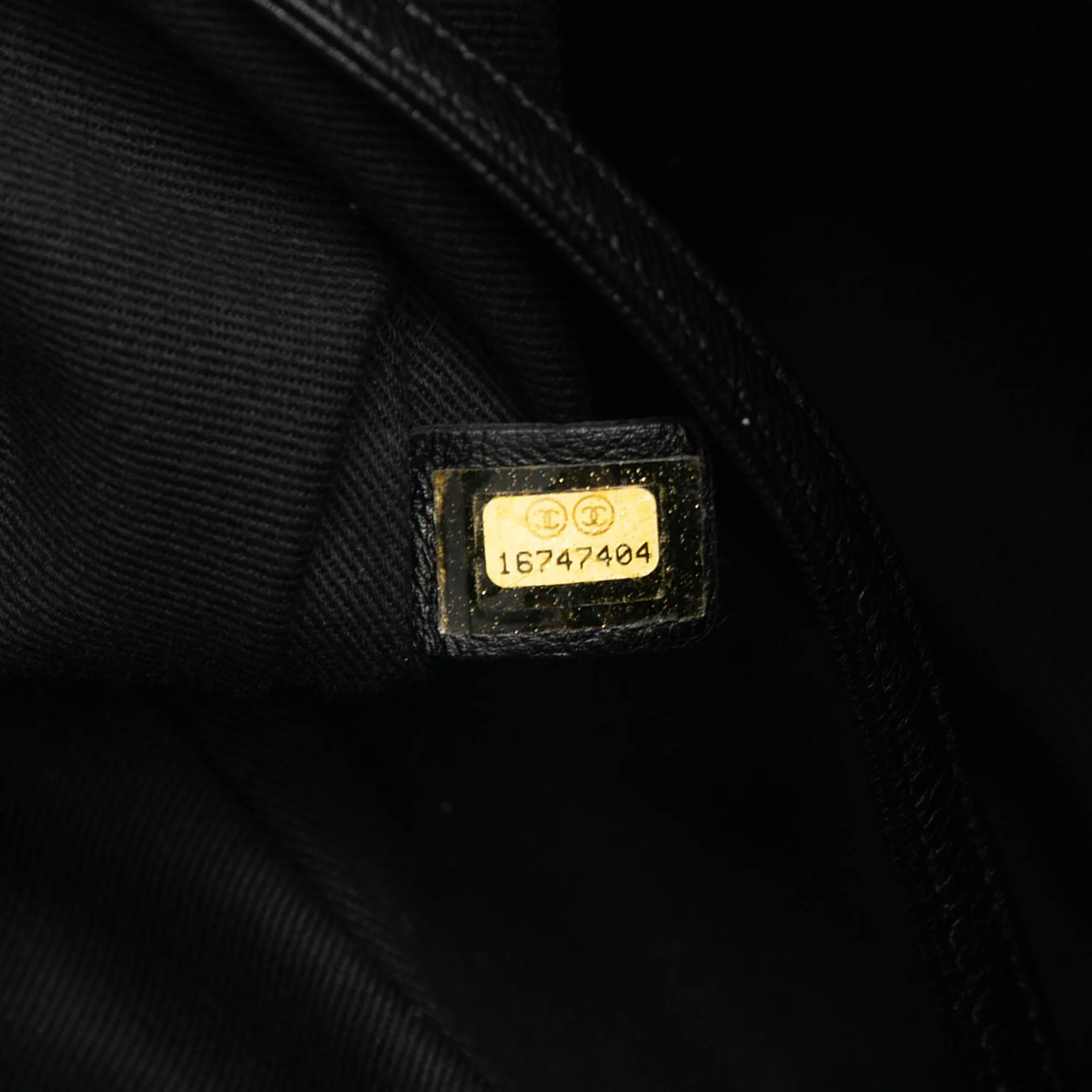 Timeless CC Soft Tote Quilted Patent Large - Image 6