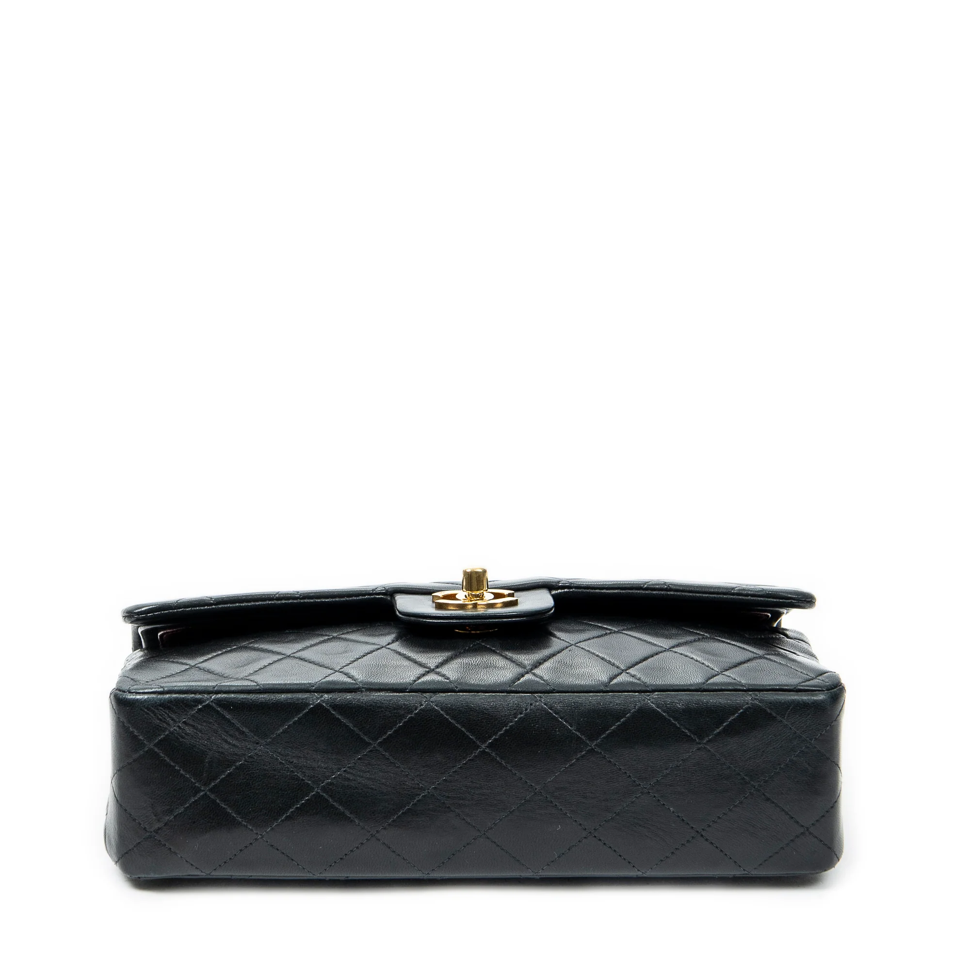 Vintage Classic Double Flap Bag Quilted Lambskin Medium - Image 6