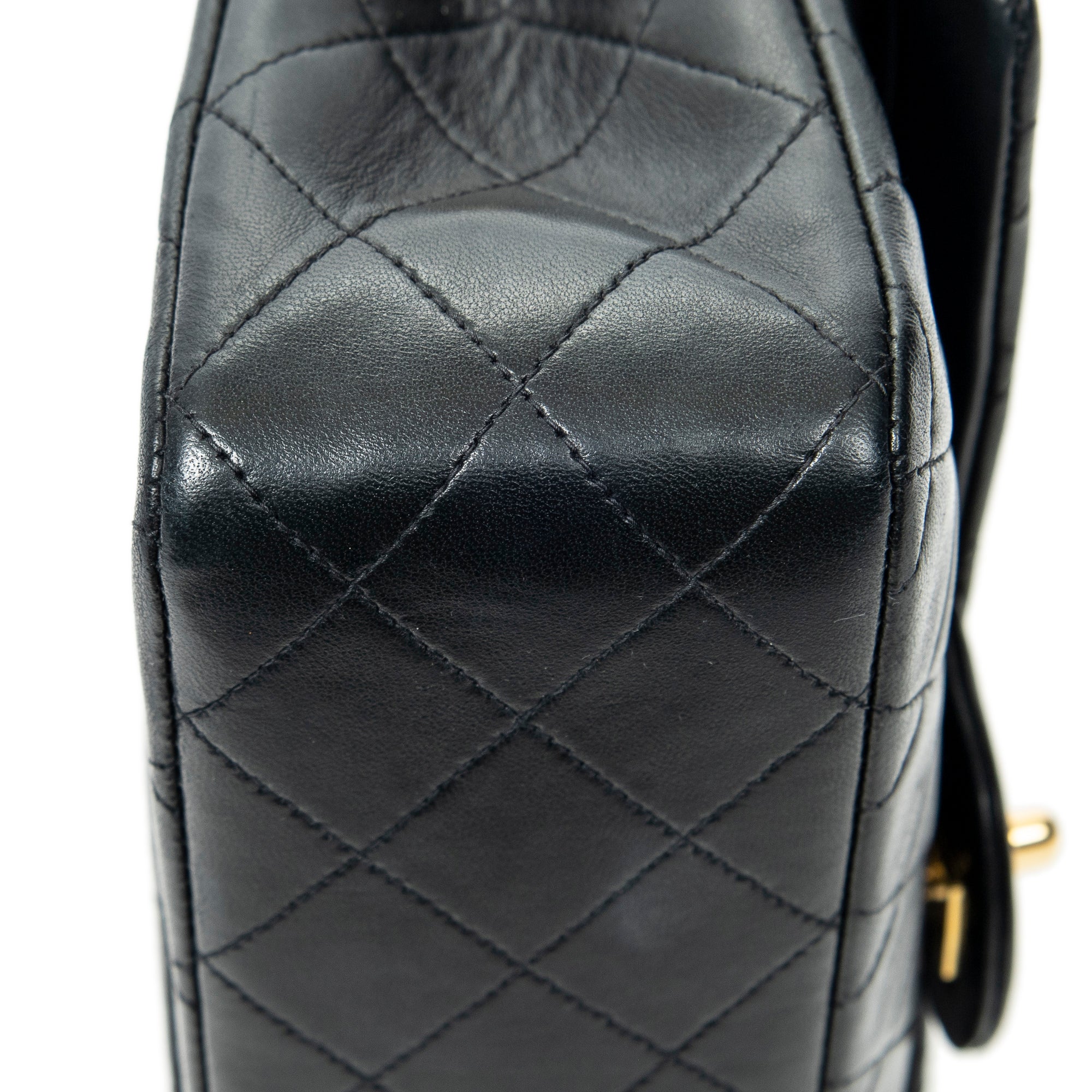 Vintage Classic Double Flap Bag Quilted Lambskin Medium - Image 7