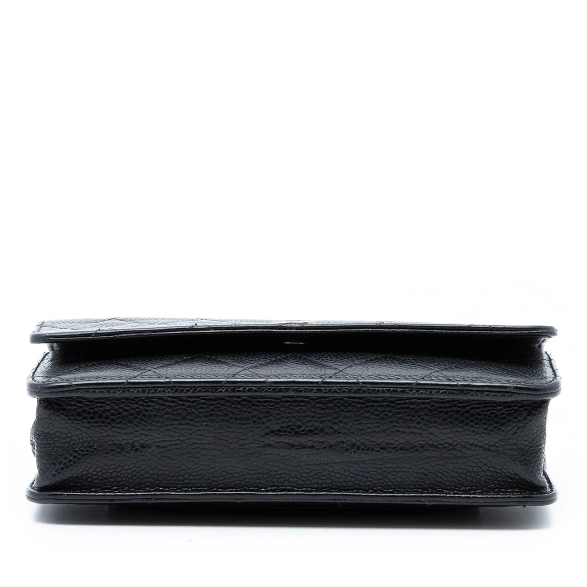 Wallet on Chain Quilted Caviar - Image 3