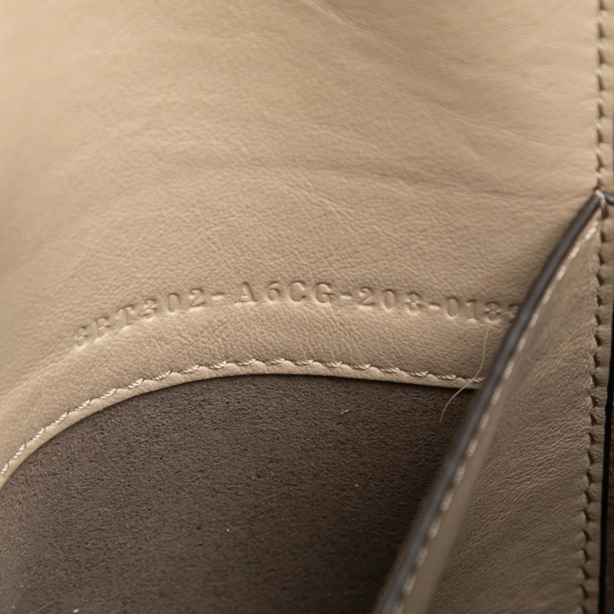 Flip Tote Leather Small - Image 6