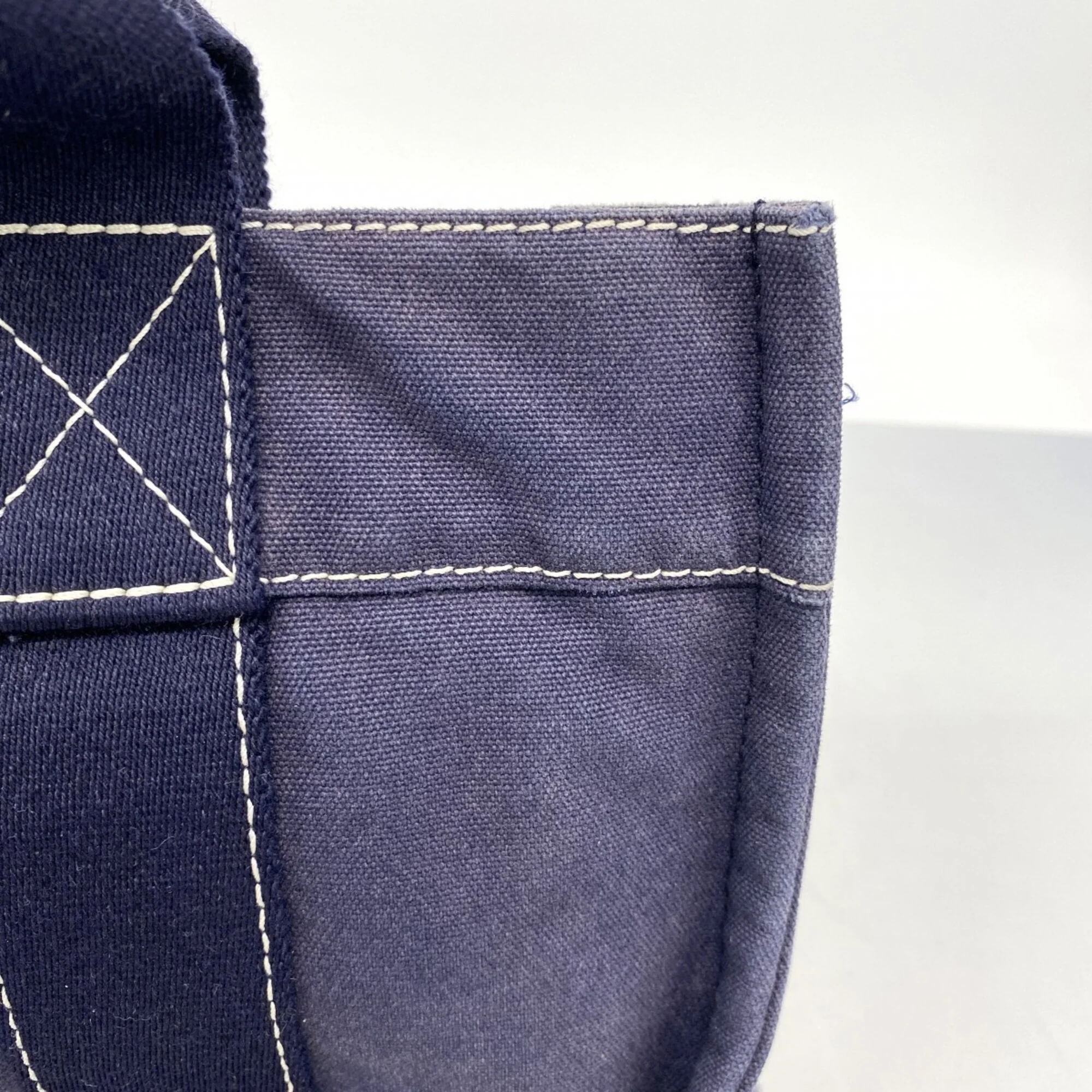 Fourre Tout Tote Leather PM - Image 8