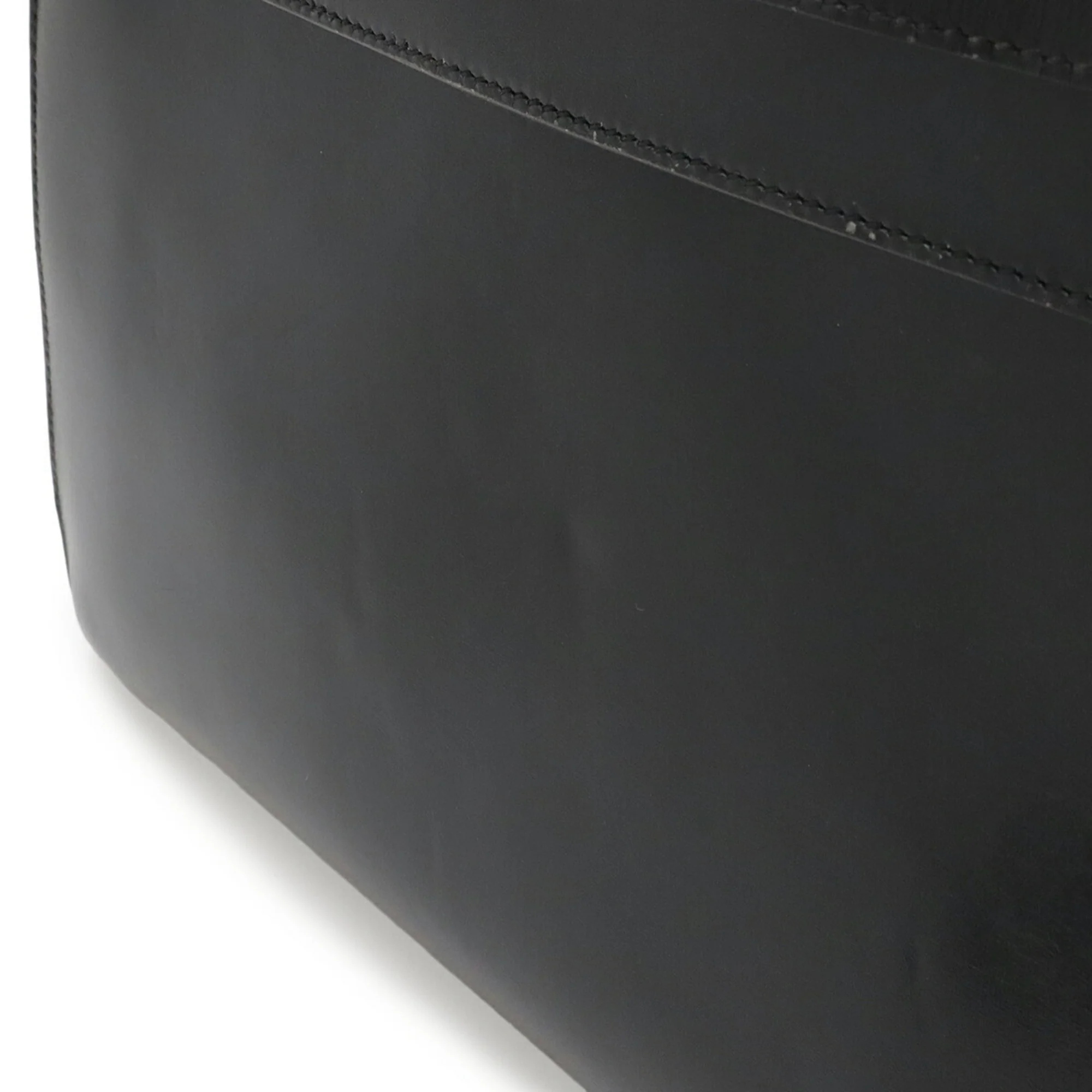 Kelly Handbag Black Box Calf with Gold Hardware 32 - Image 5