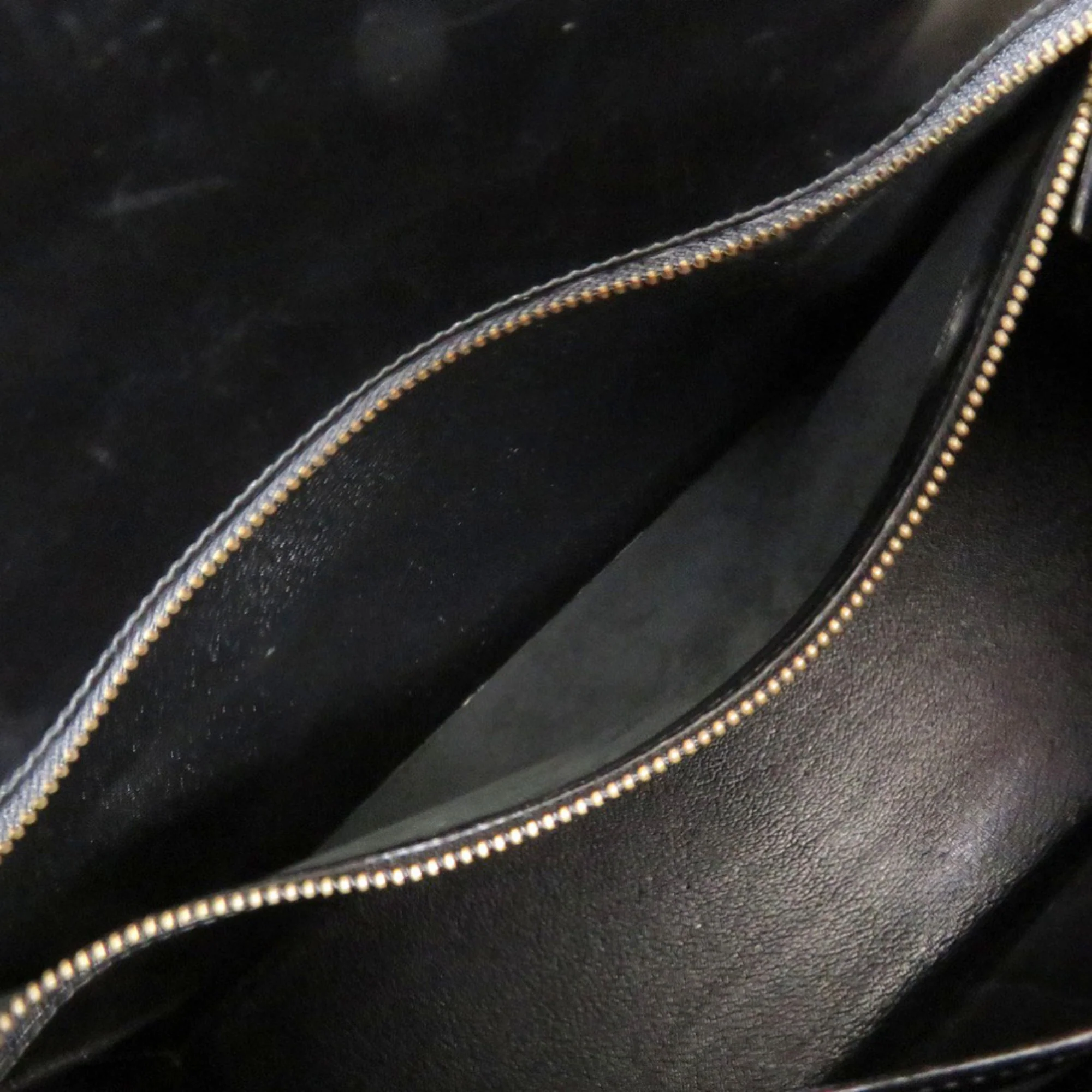 Kelly Handbag Black Box Calf with Gold Hardware 32 - Image 7