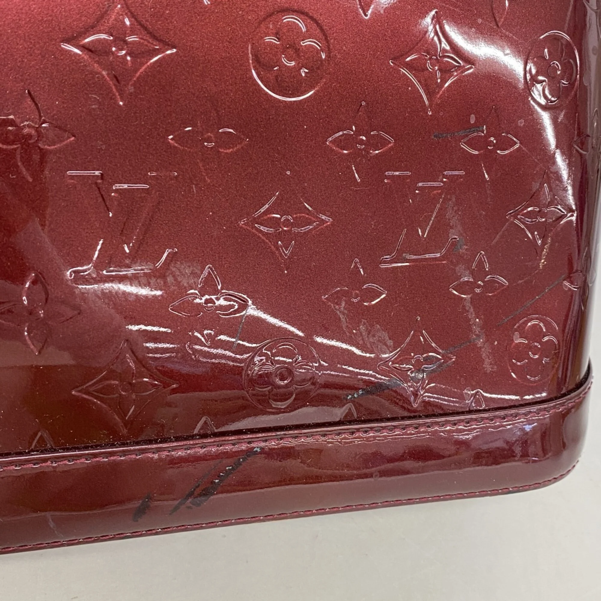 Alma Handbag Monogram Vernis PM - Image 7